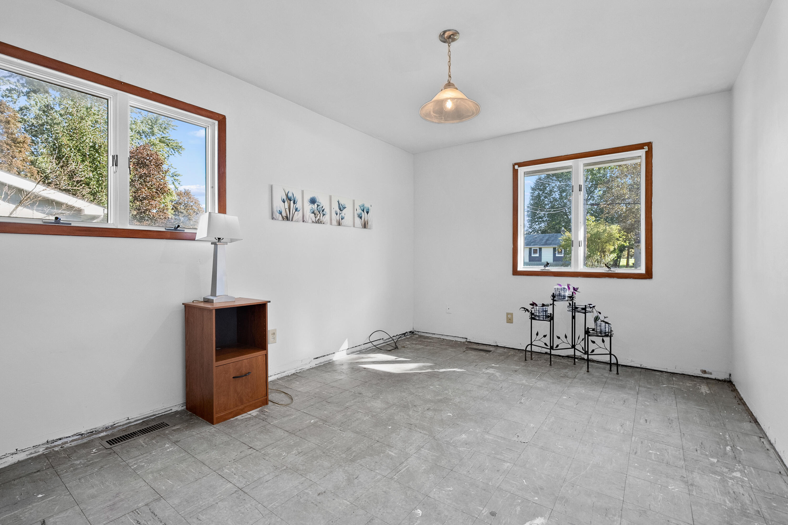 3021 Parchmount Avenue Kalamazoo MI 49004