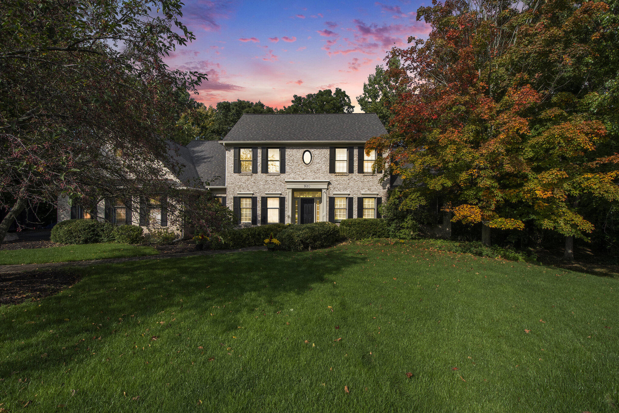 1610 Flowers Mill Drive NE Grand Rapids MI 49525