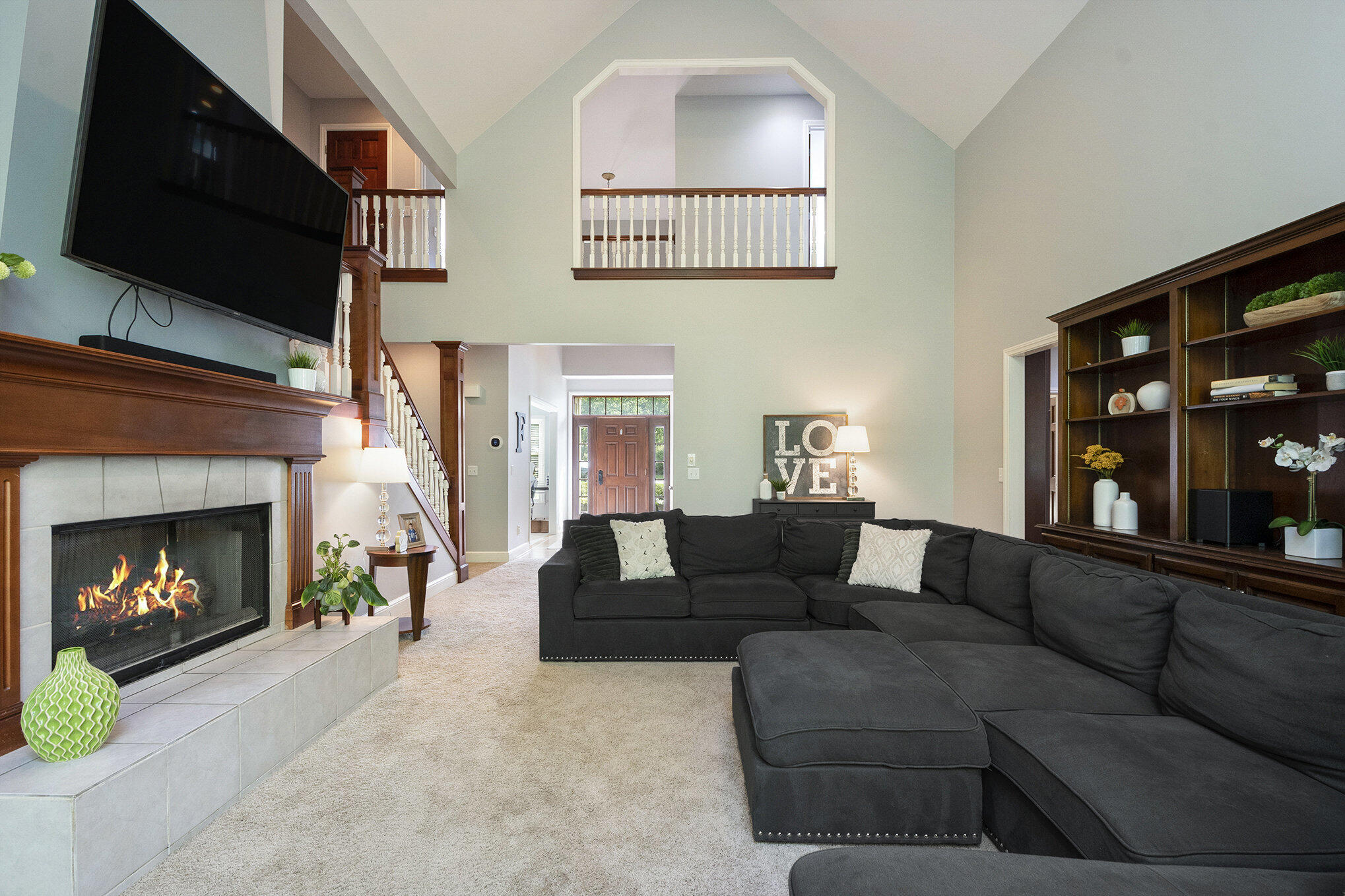 1610 Flowers Mill Drive NE Grand Rapids MI 49525