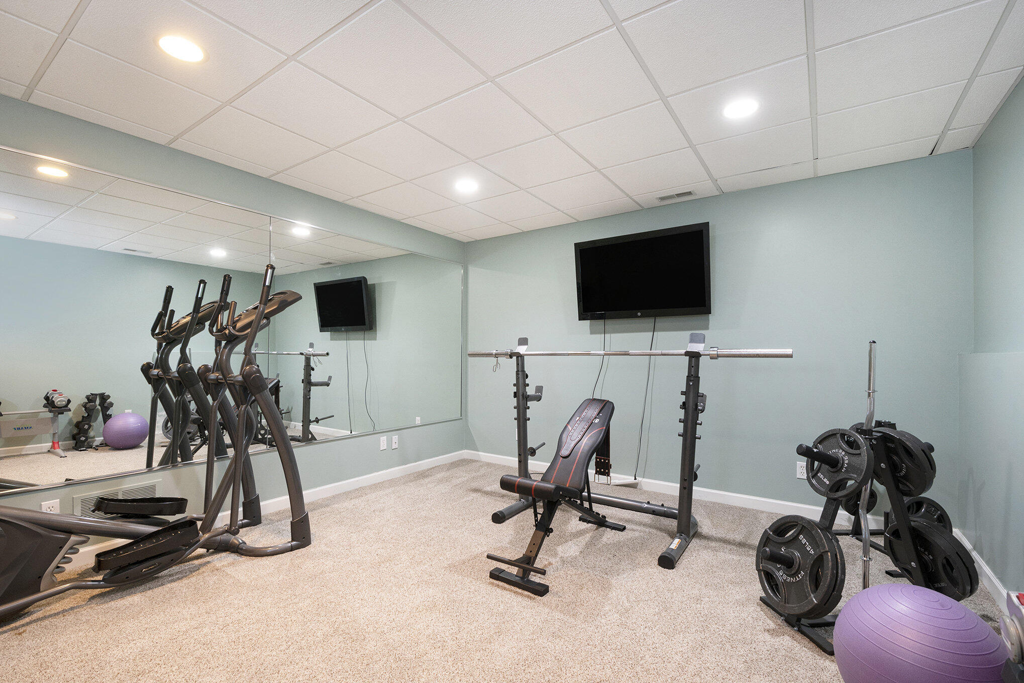 1610 Flowers Mill Drive NE Grand Rapids MI 49525