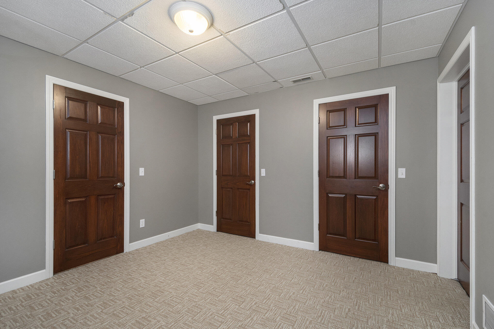 1610 Flowers Mill Drive NE Grand Rapids MI 49525