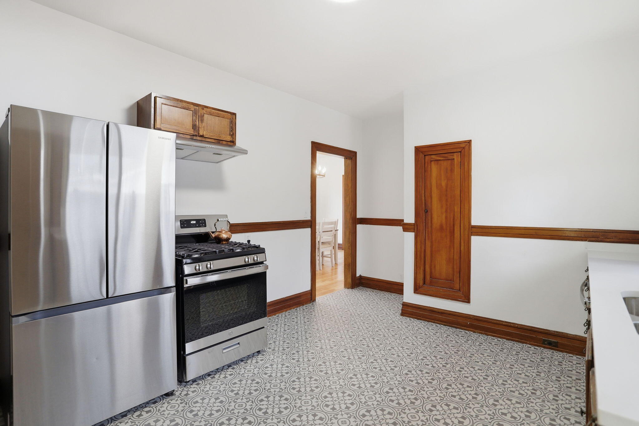 16 E Cleveland Avenue Muskegon MI 49444