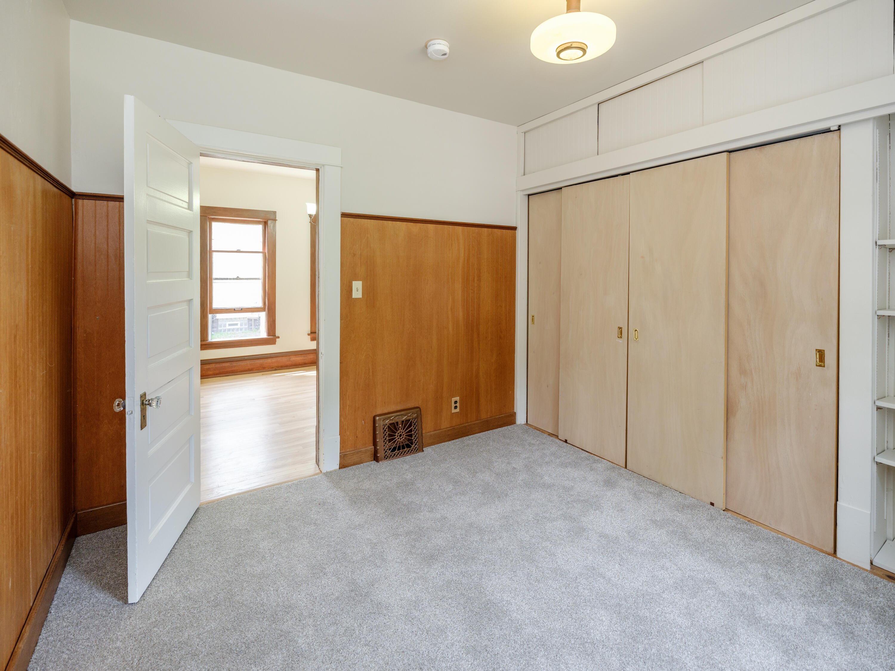 3707 S Burdick Street Kalamazoo MI 49001