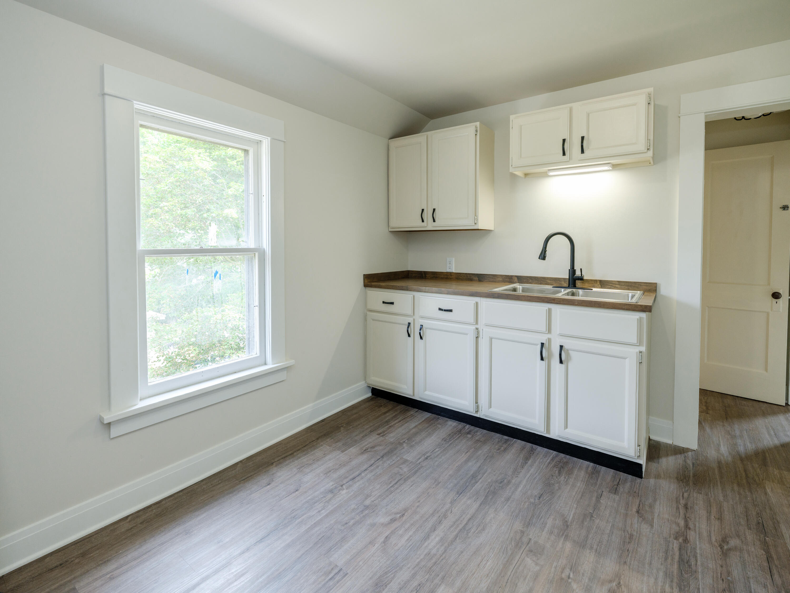 3707 S Burdick Street Kalamazoo MI 49001