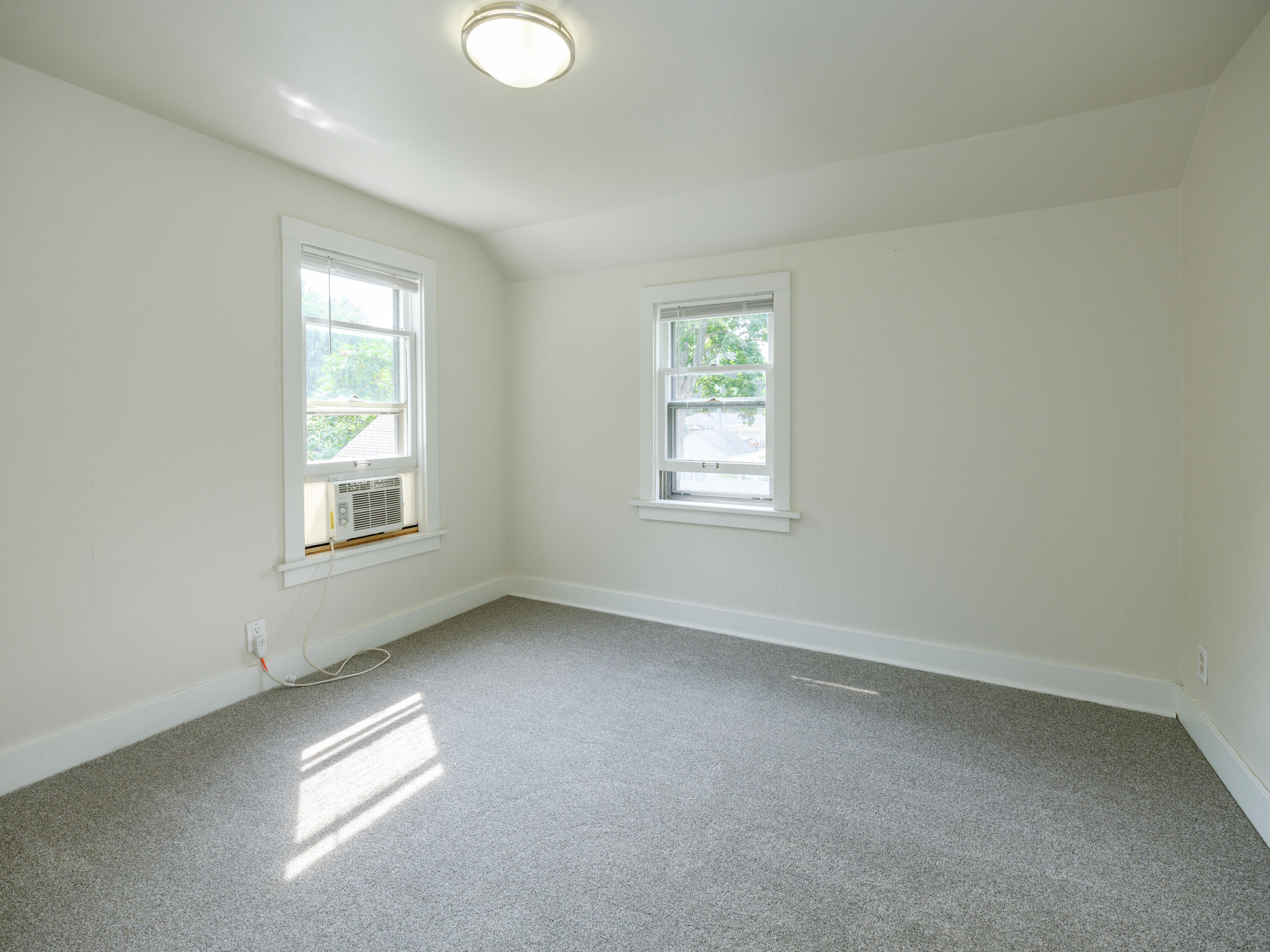 3707 S Burdick Street Kalamazoo MI 49001