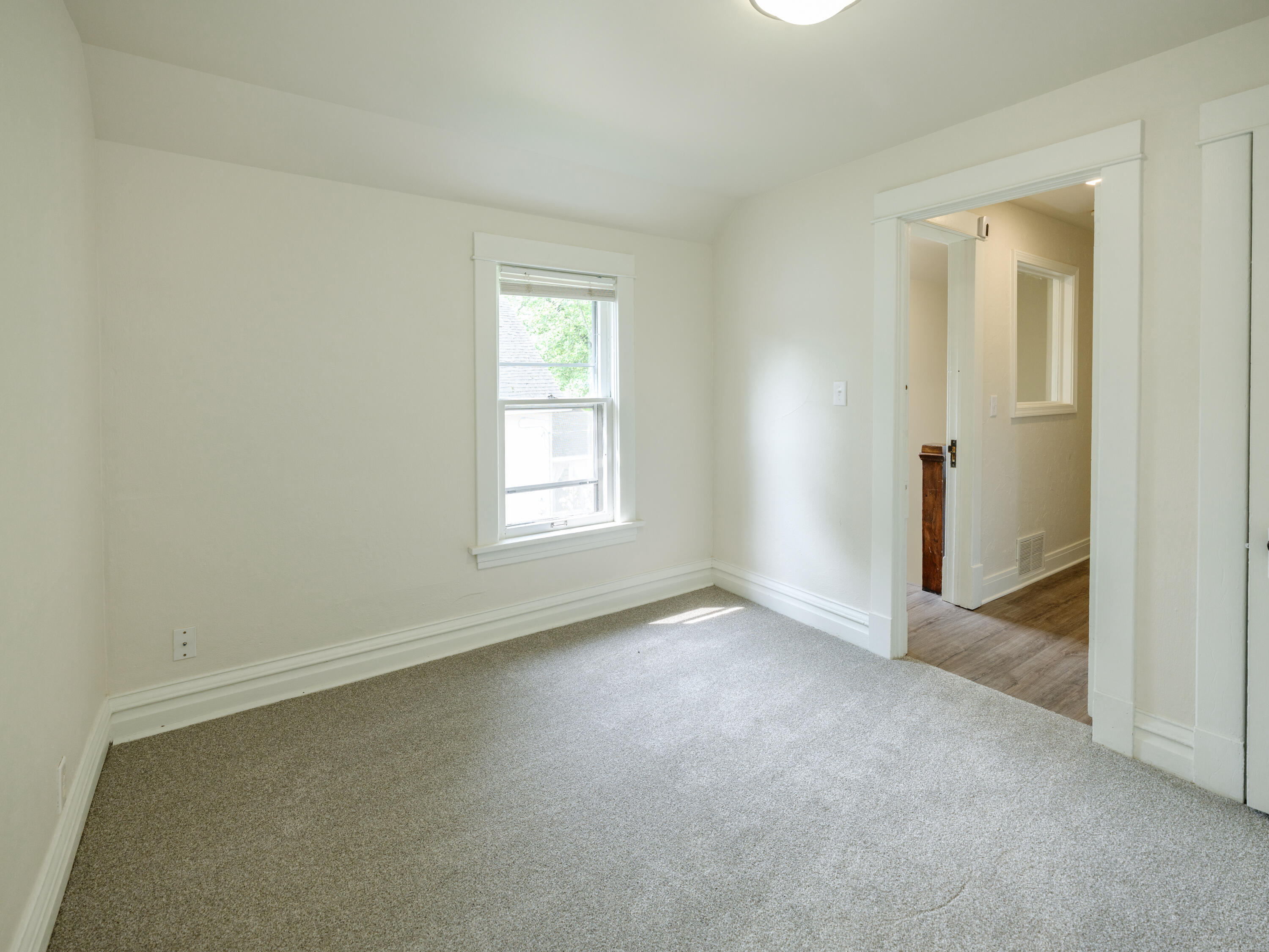 3707 S Burdick Street Kalamazoo MI 49001