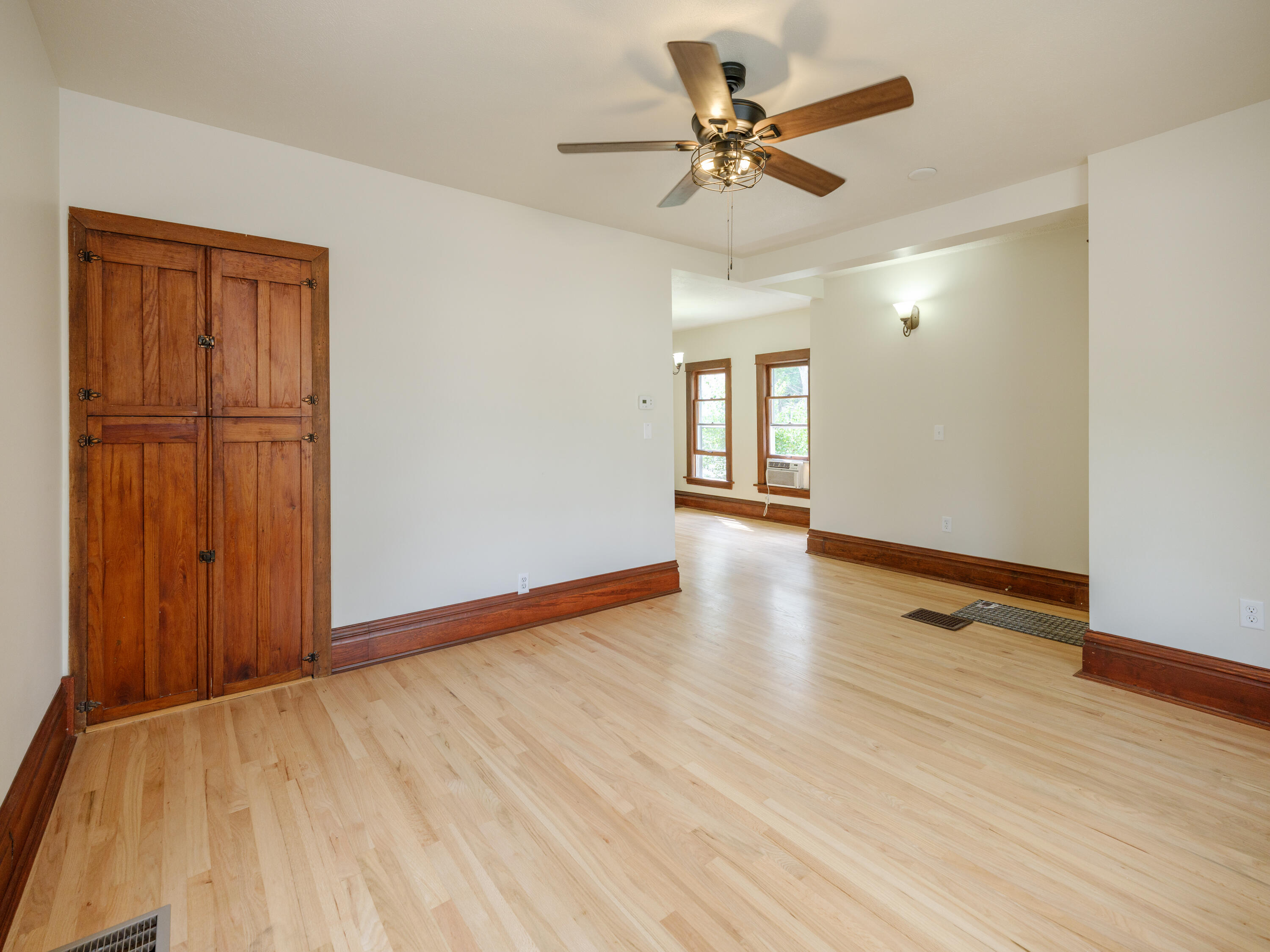 3707 S Burdick Street Kalamazoo MI 49001