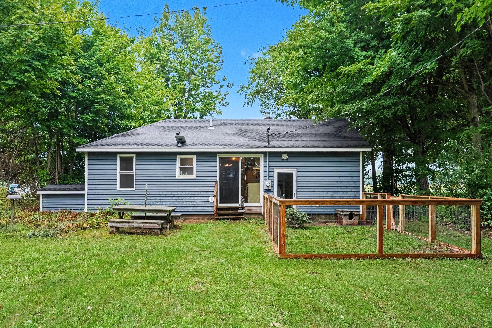 73271 County Road 380 South Haven MI 49090