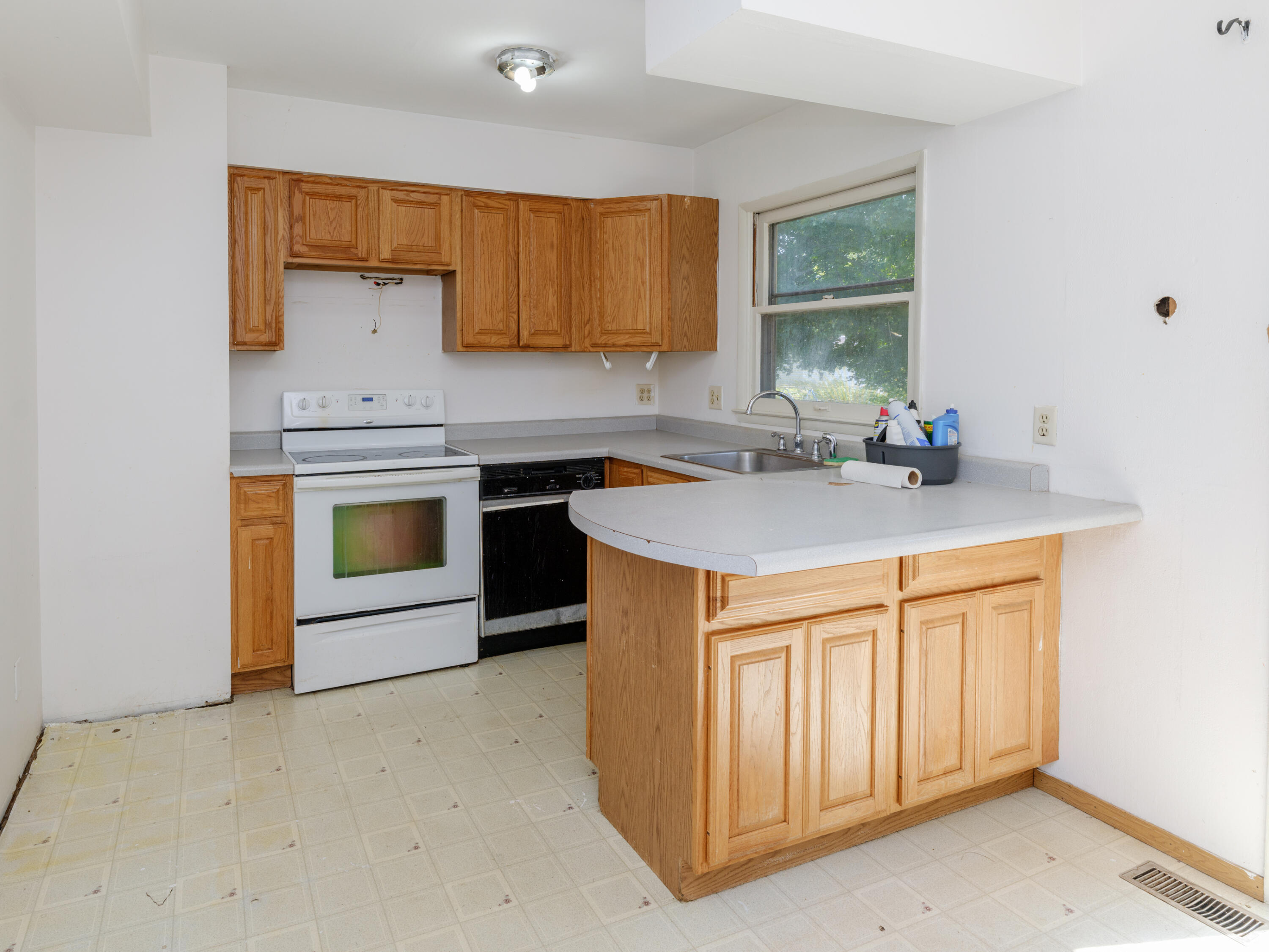 1731 Redstock Avenue Portage MI 49024