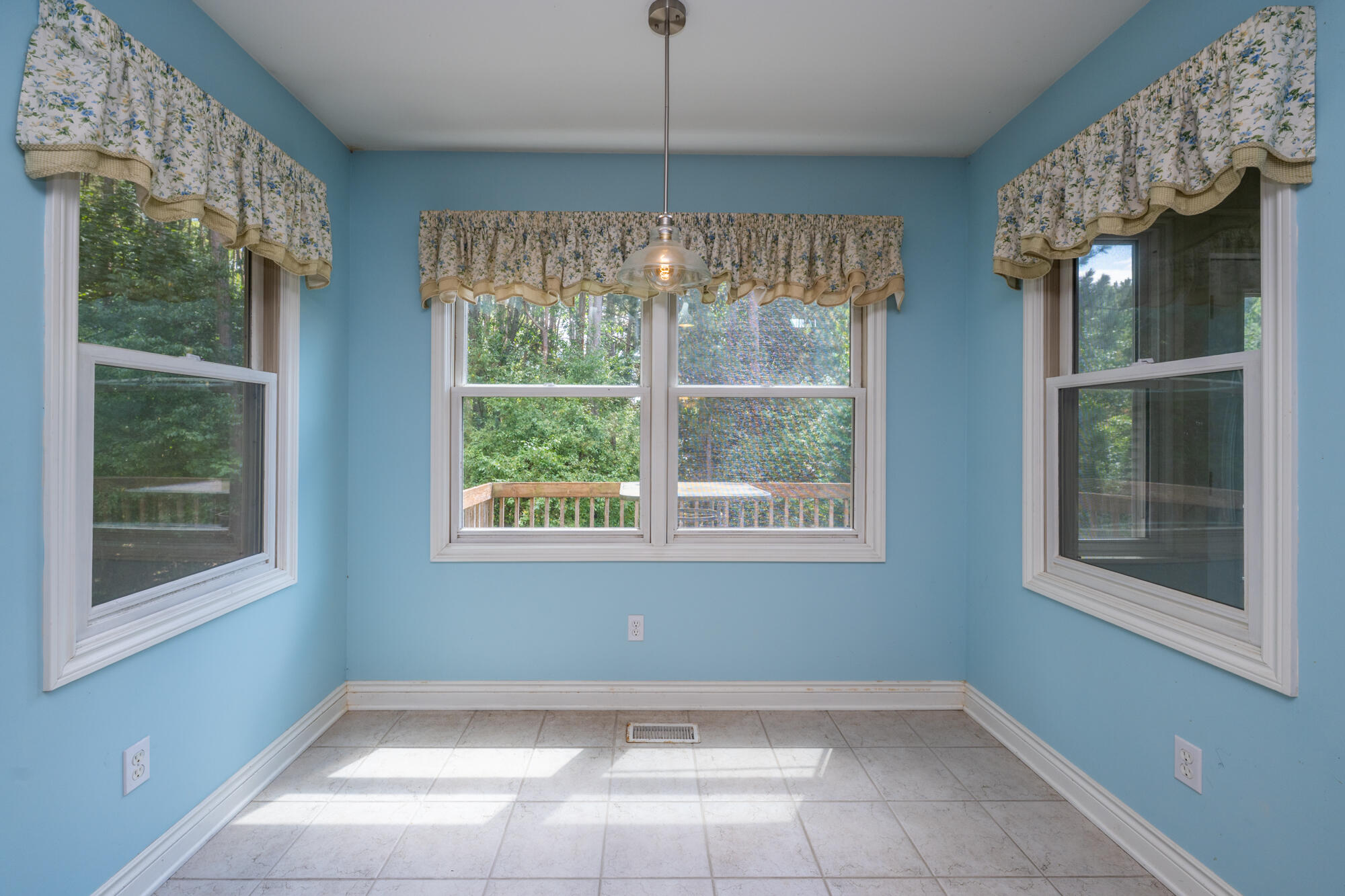 5789 Rolling Pines Court Kalamazoo MI 49009