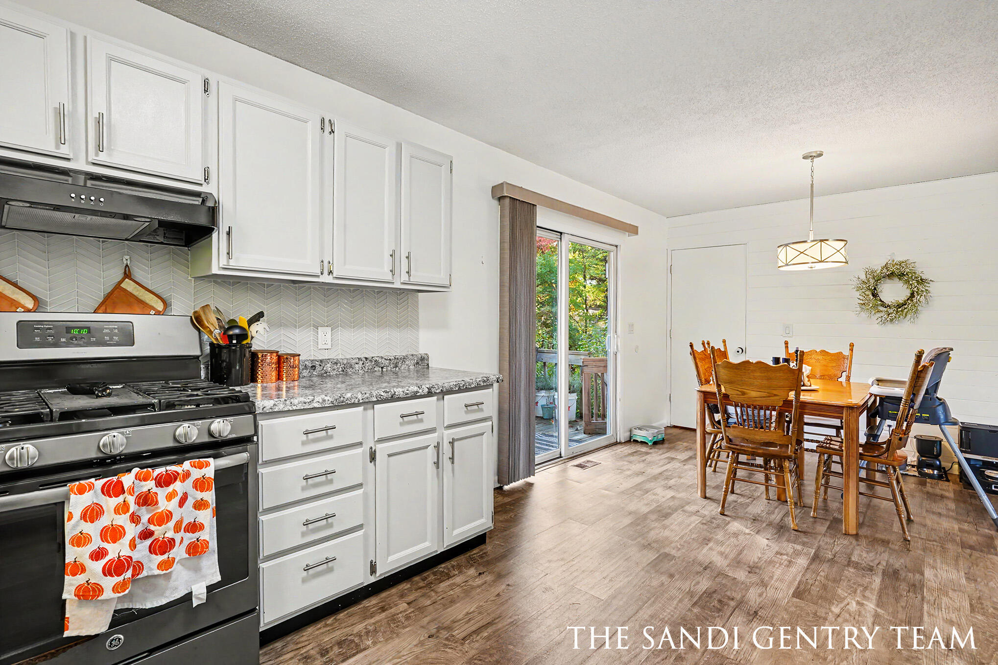 14734 160th Avenue Grand Haven MI 49417