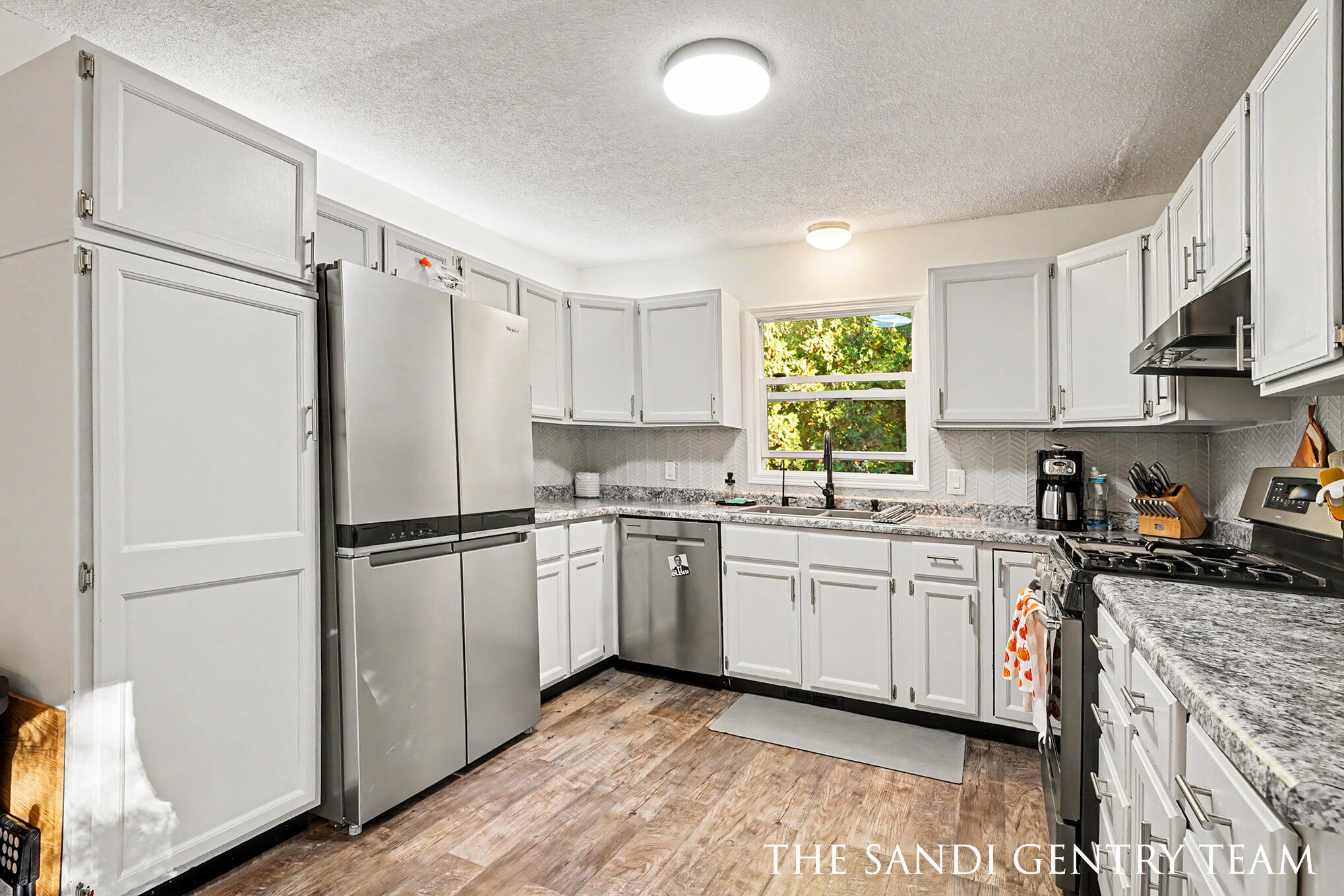 14734 160th Avenue Grand Haven MI 49417