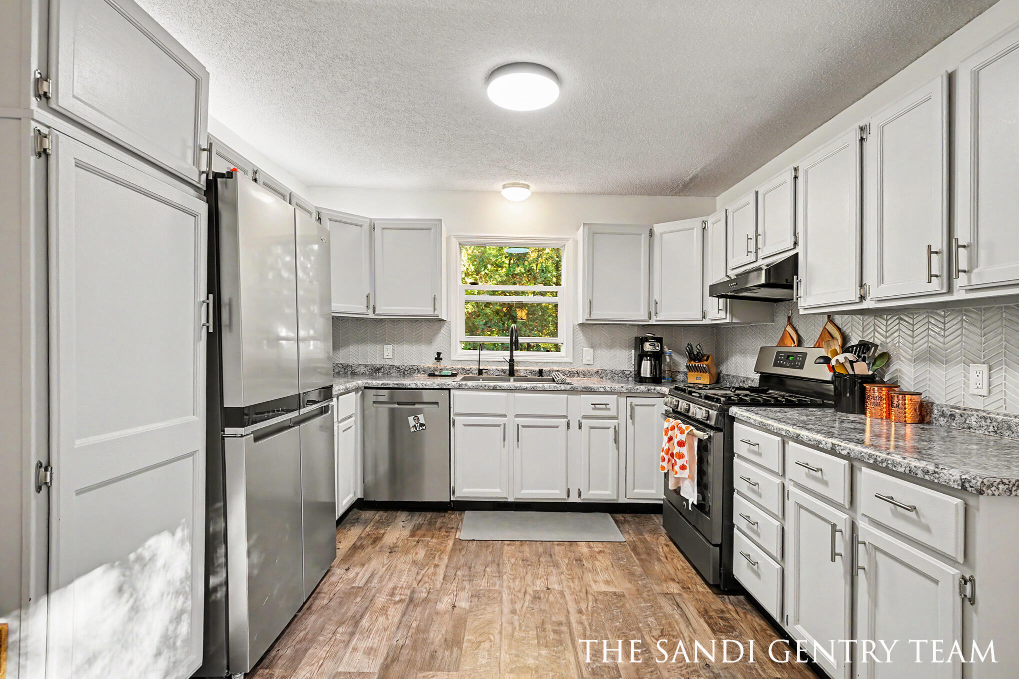 14734 160th Avenue Grand Haven MI 49417