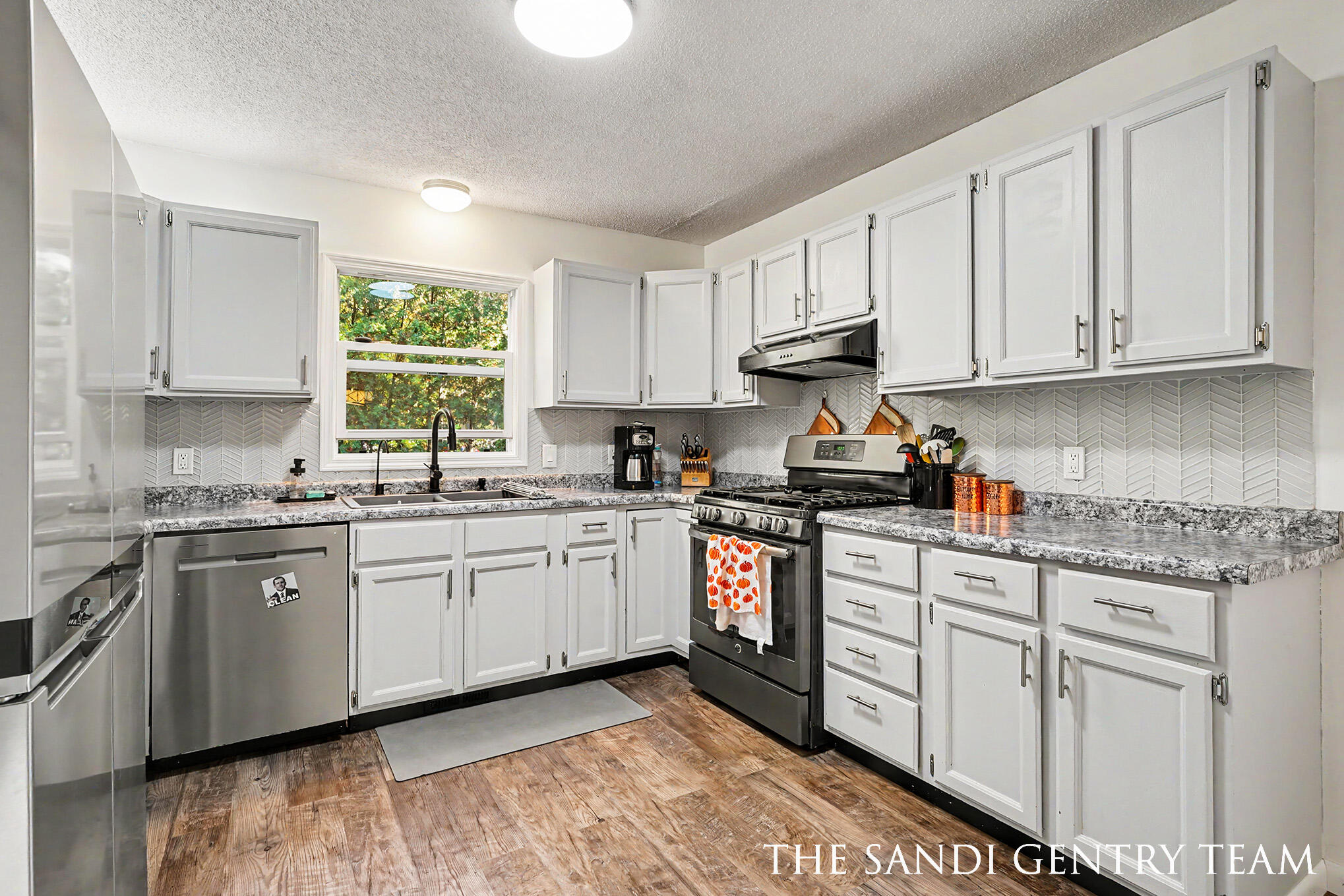 14734 160th Avenue Grand Haven MI 49417