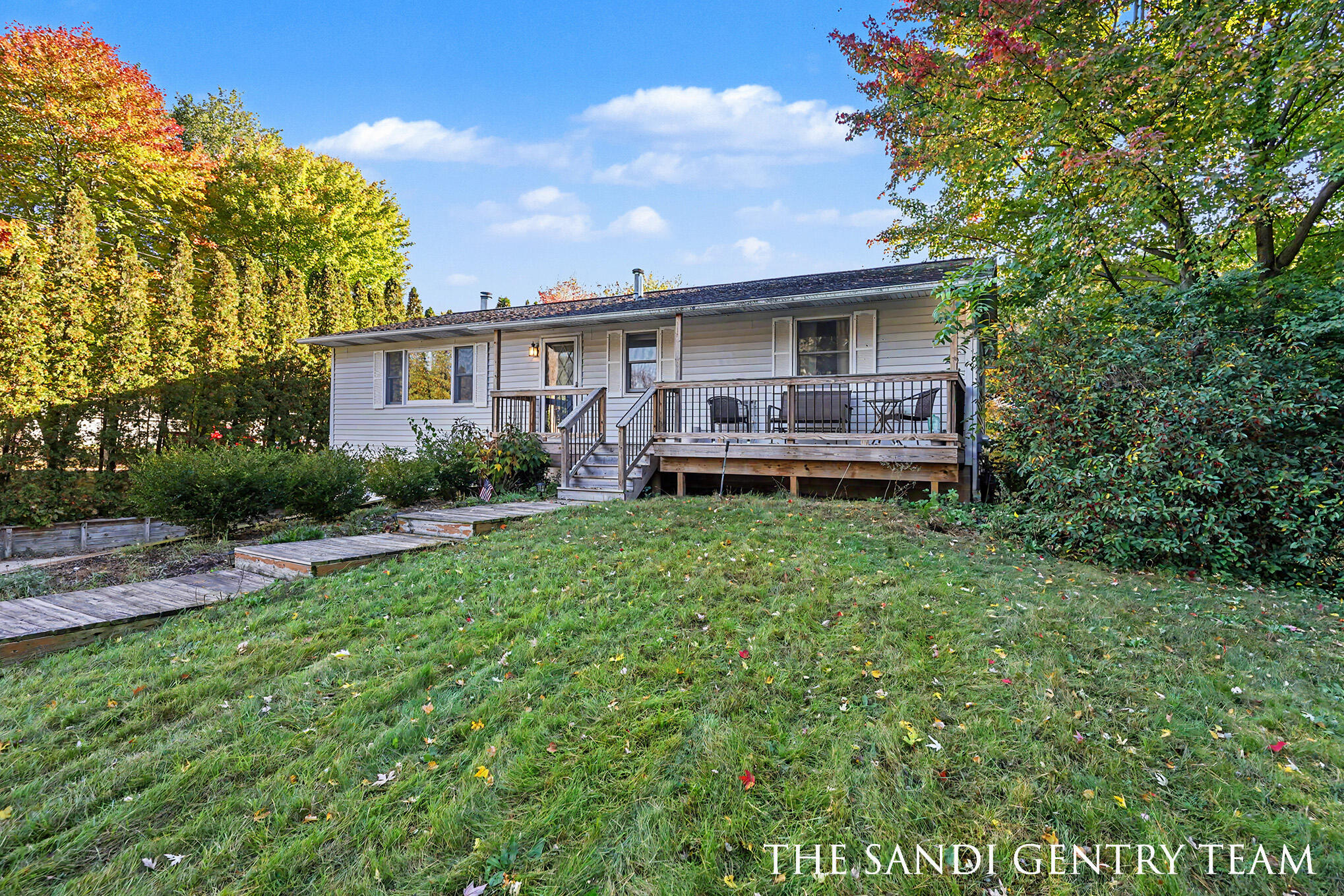 14734 160th Avenue Grand Haven MI 49417