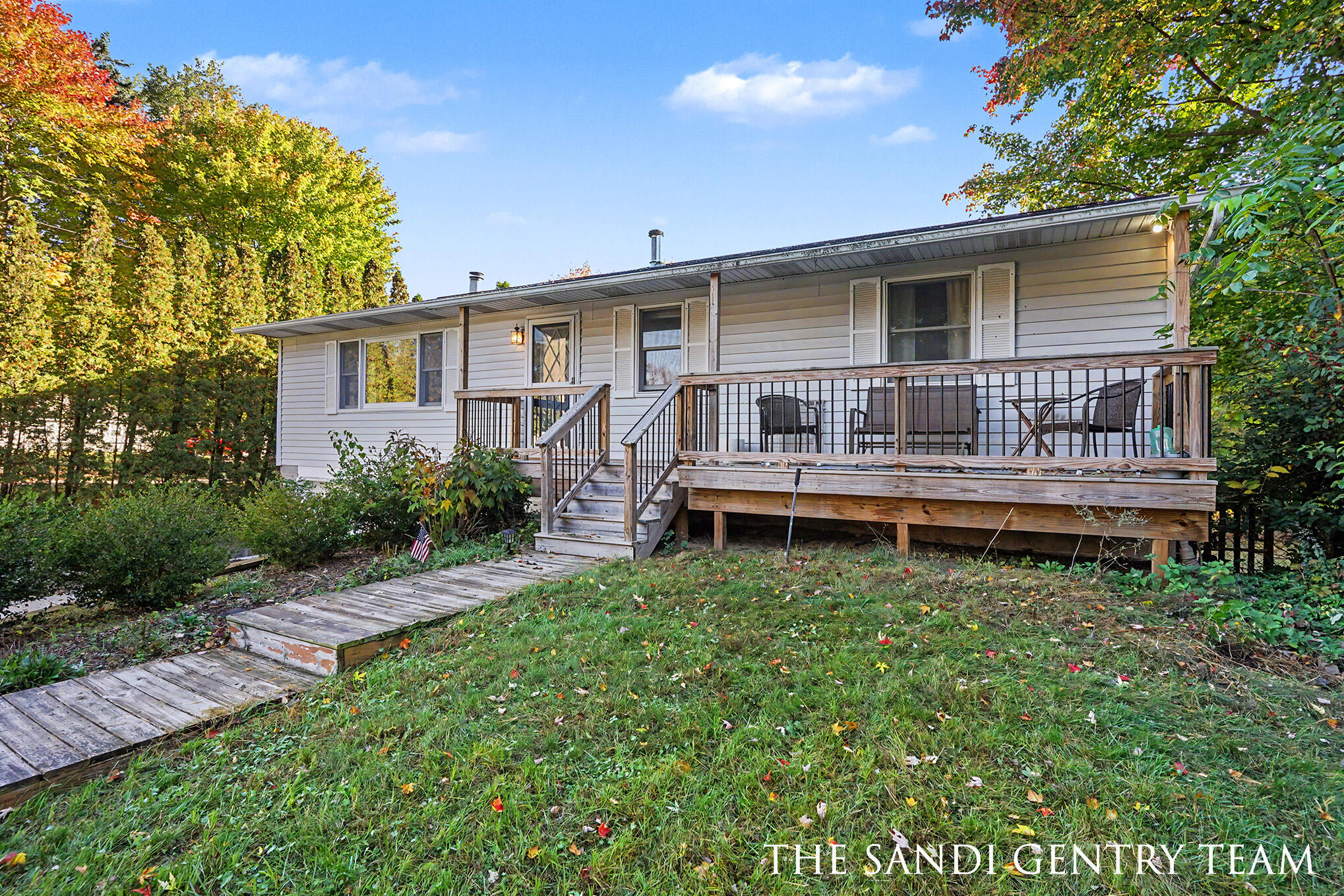 14734 160th Avenue Grand Haven MI 49417