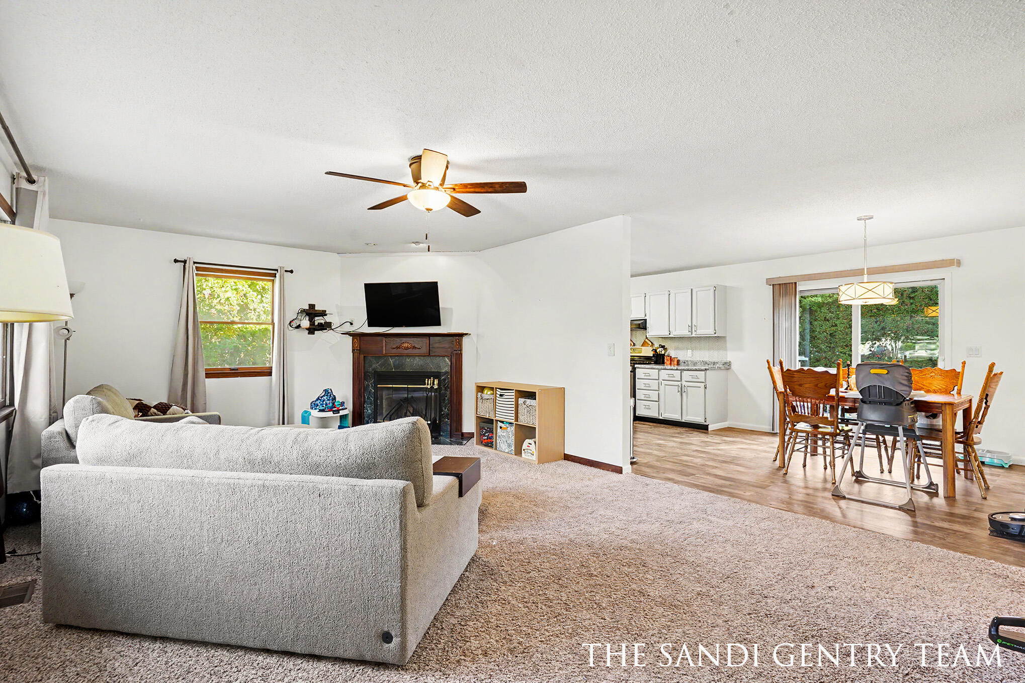 14734 160th Avenue Grand Haven MI 49417