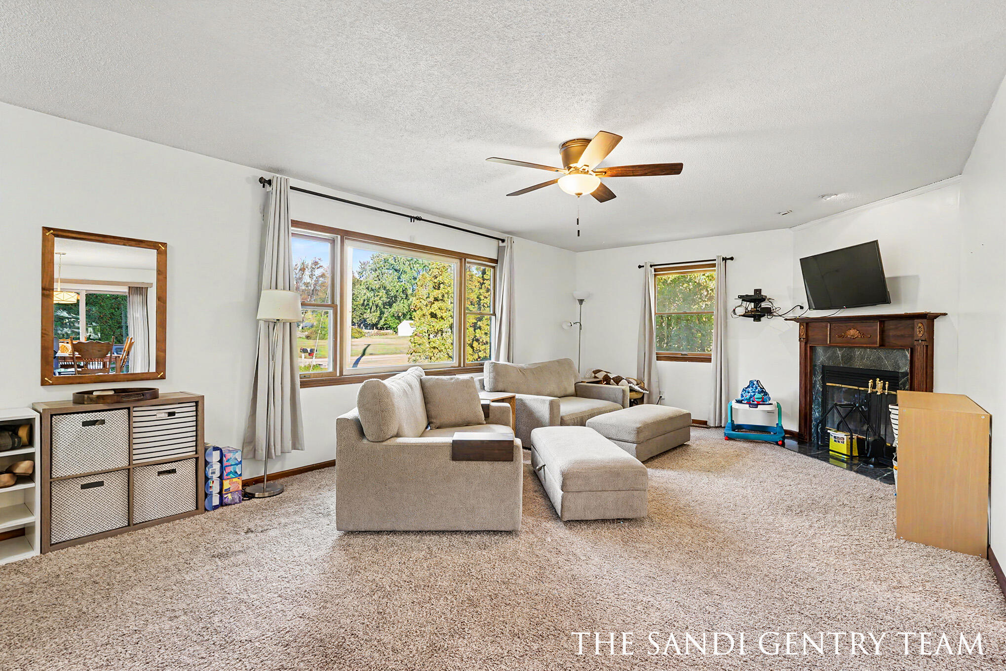 14734 160th Avenue Grand Haven MI 49417