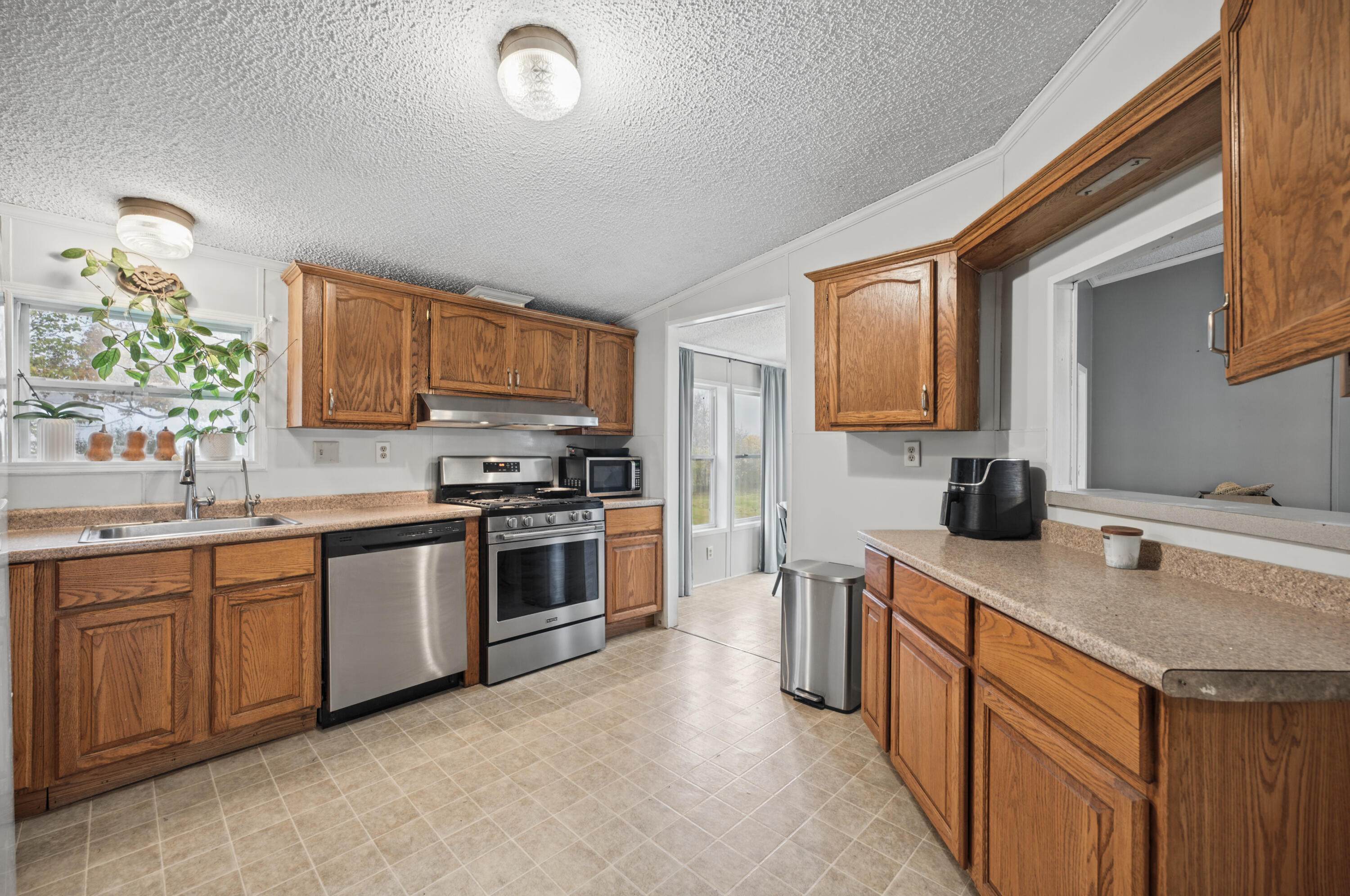 63253 8th Avenue South Haven MI 49090