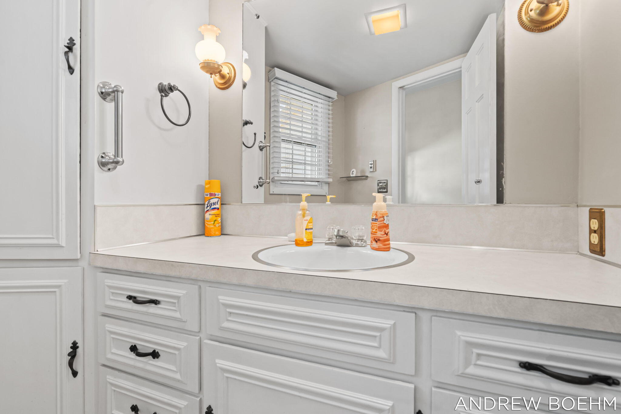 164 Euna Vista Drive Holland MI 49423