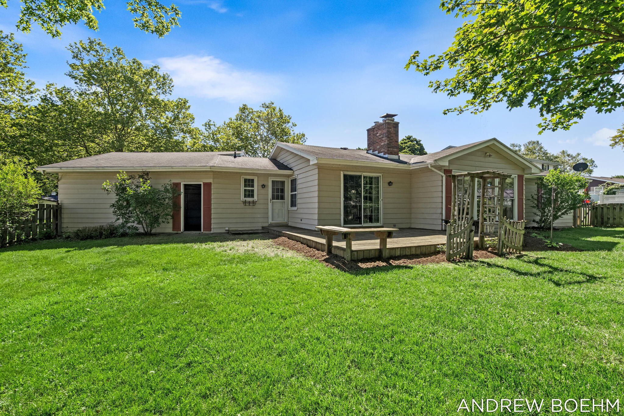 164 Euna Vista Drive Holland MI 49423