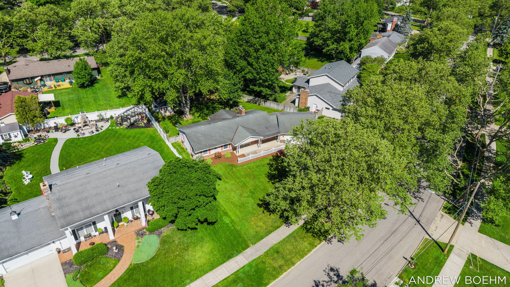 164 Euna Vista Drive Holland MI 49423