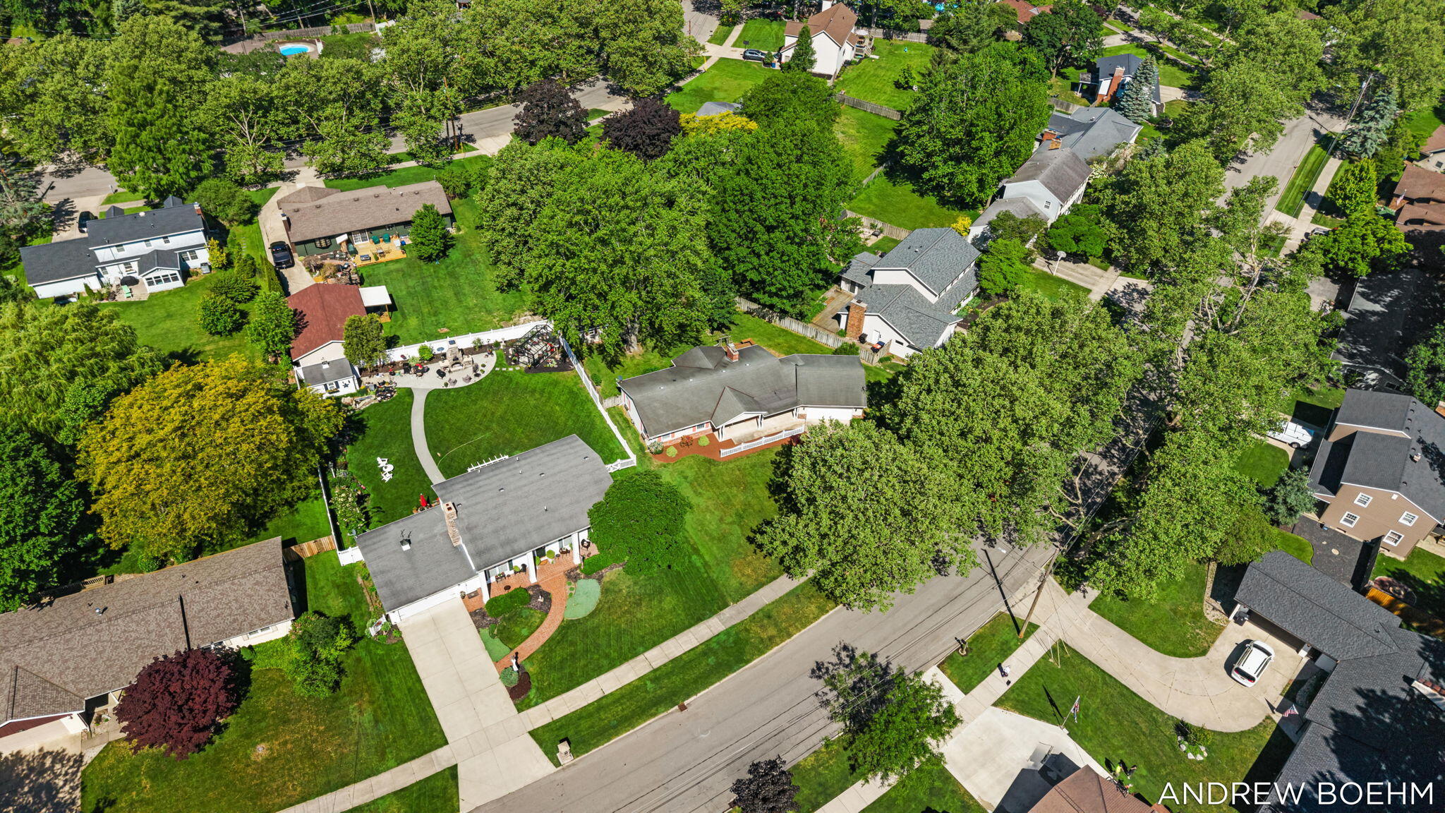 164 Euna Vista Drive Holland MI 49423