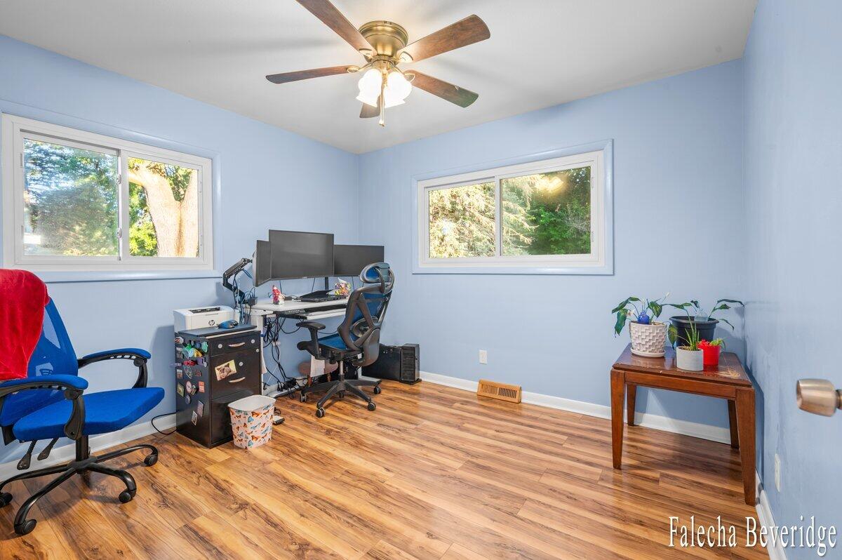 1624 W Giles Road Muskegon MI 49445