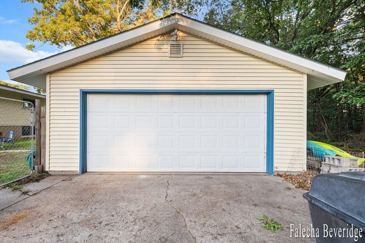 1624 W Giles Road Muskegon MI 49445