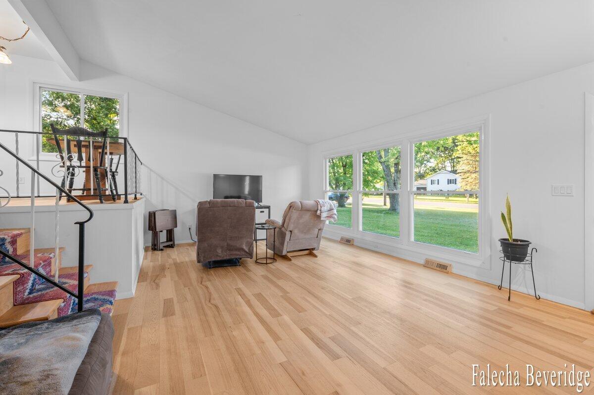 1624 W Giles Road Muskegon MI 49445