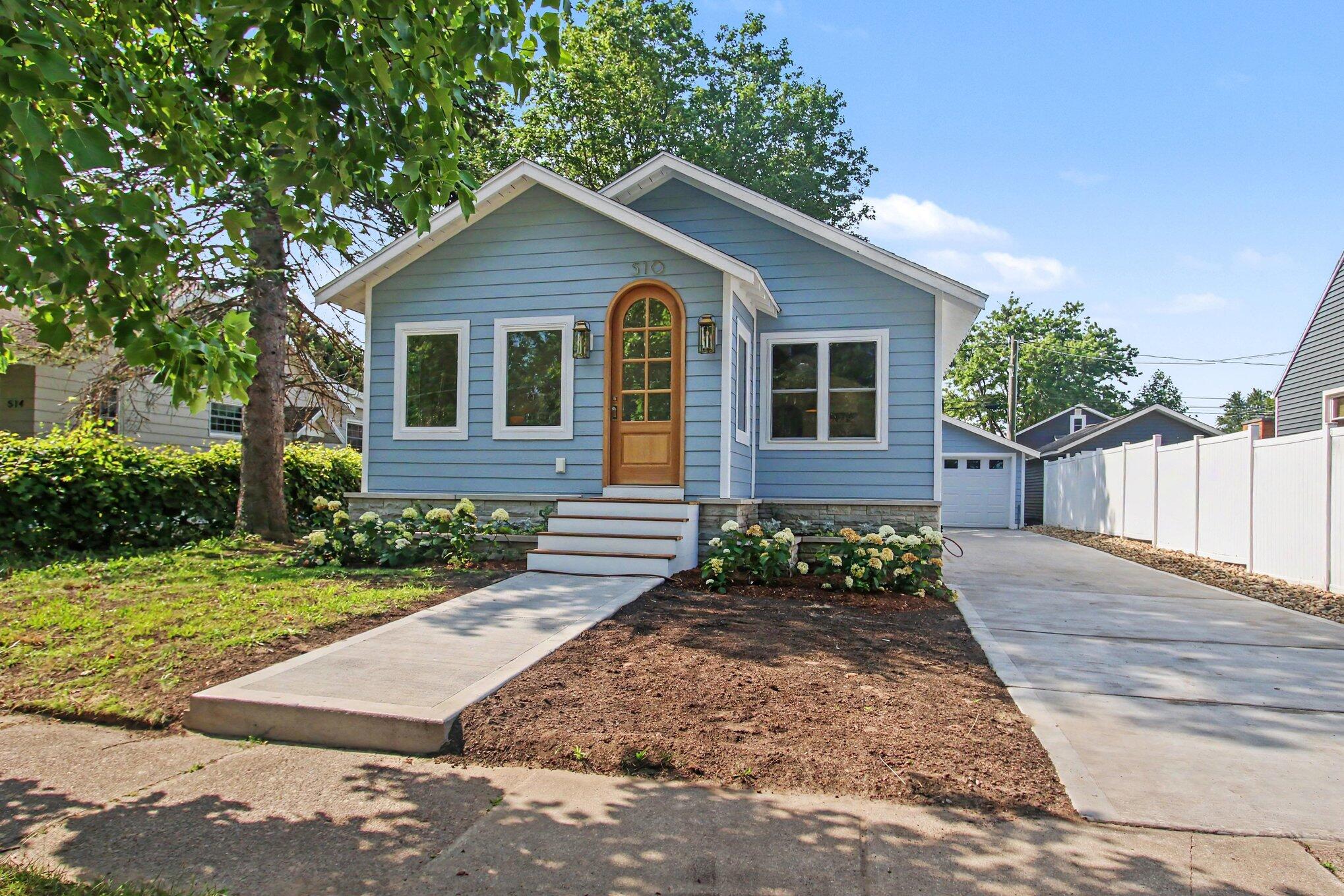 510 Lyon Street South Haven MI 49090