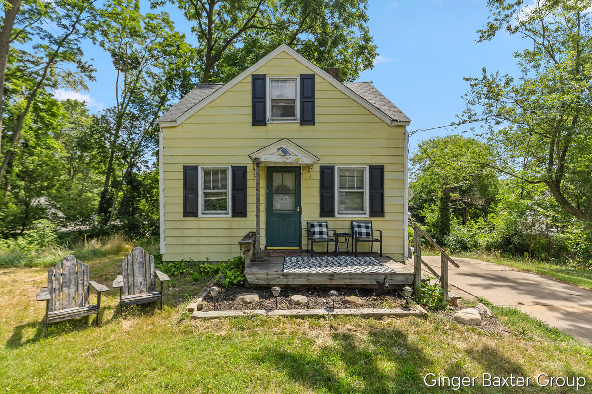 2600 Day Avenue NW Grand Rapids MI 49544