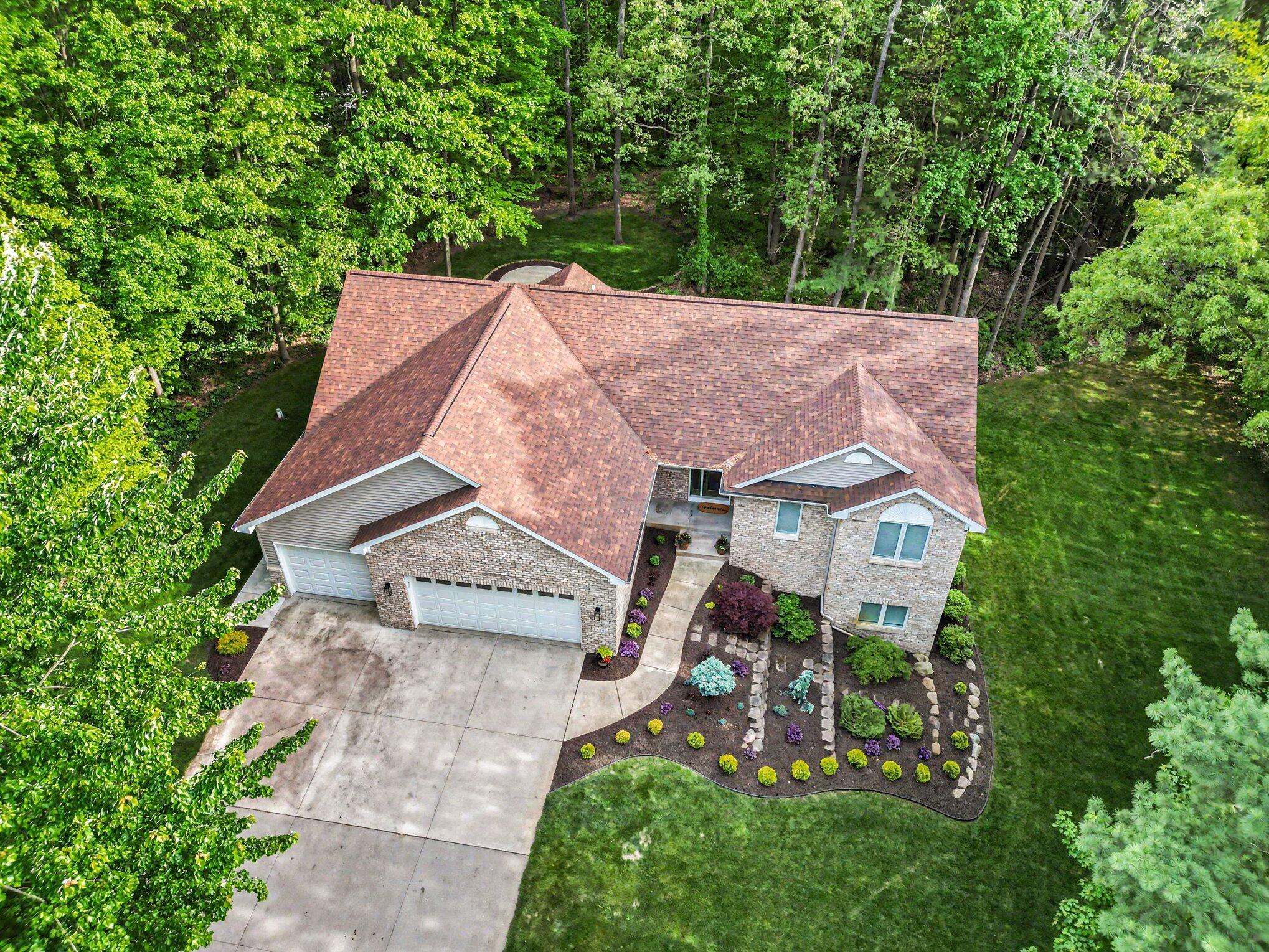 5224 Bonasa Drive NE Rockford MI 49341