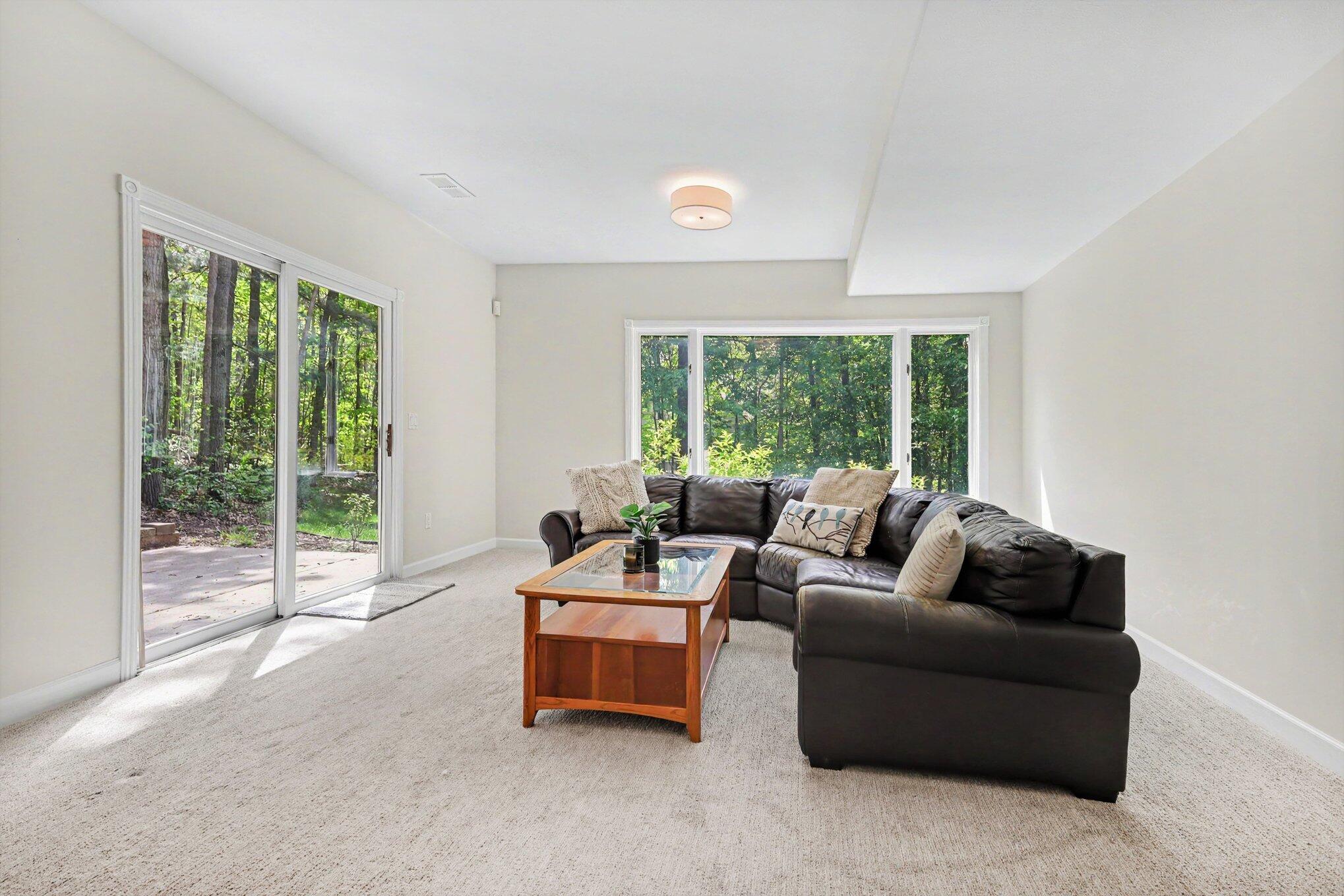 5224 Bonasa Drive NE Rockford MI 49341