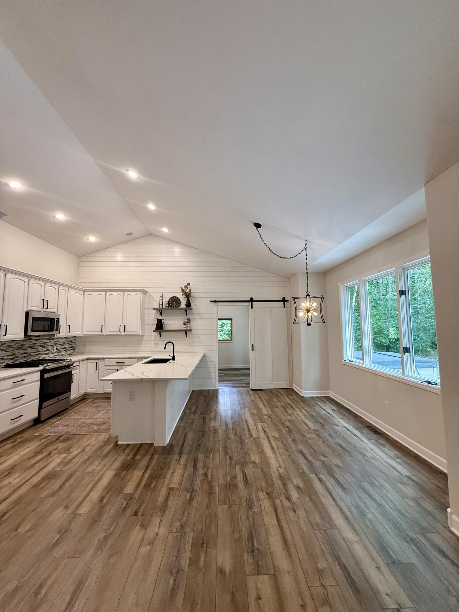 5224 Bonasa Drive NE Rockford MI 49341