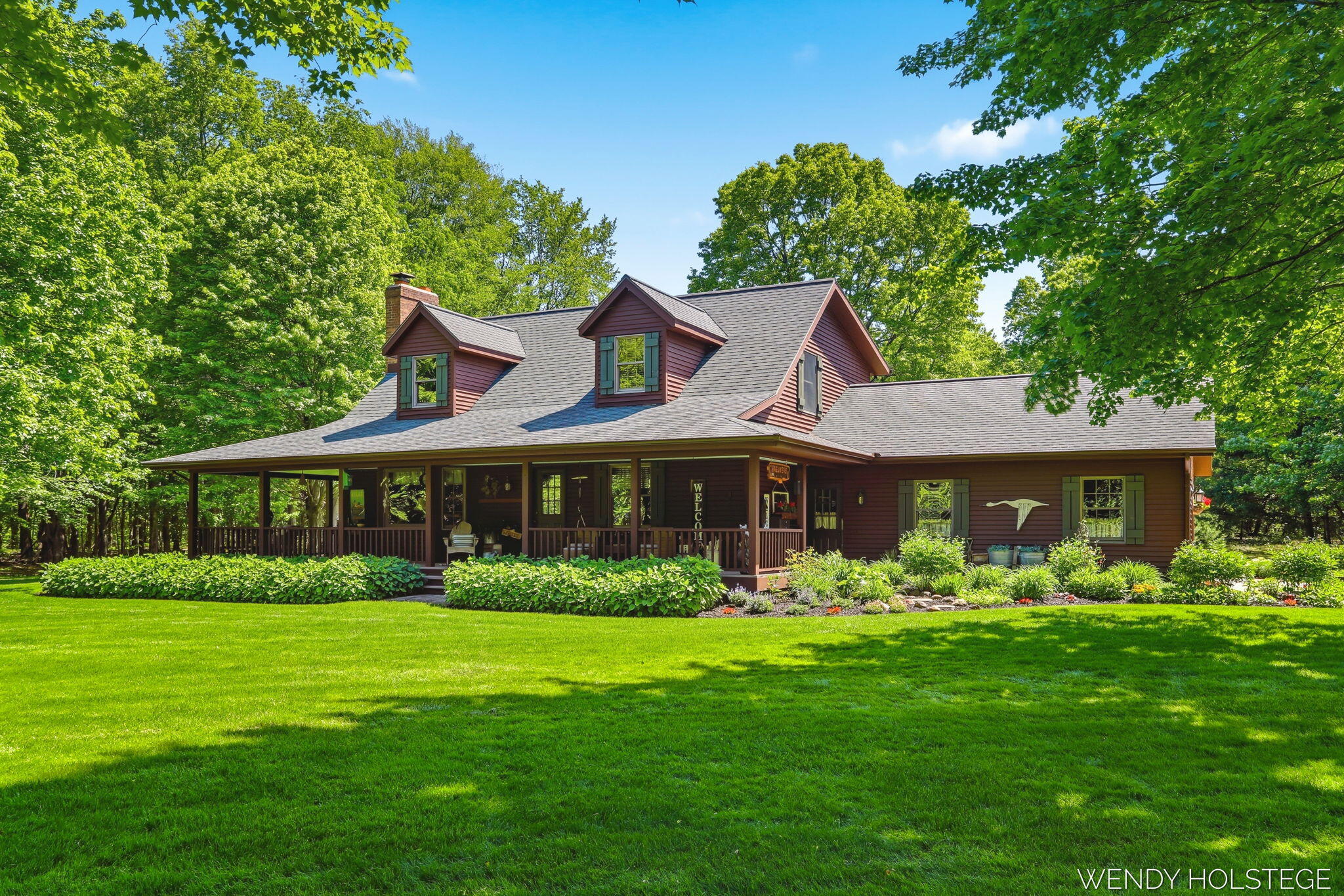 6994 Frontier Drive West Olive MI 49460