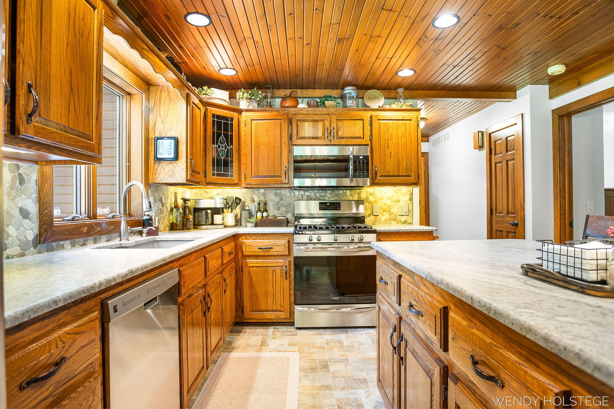 6994 Frontier Drive West Olive MI 49460