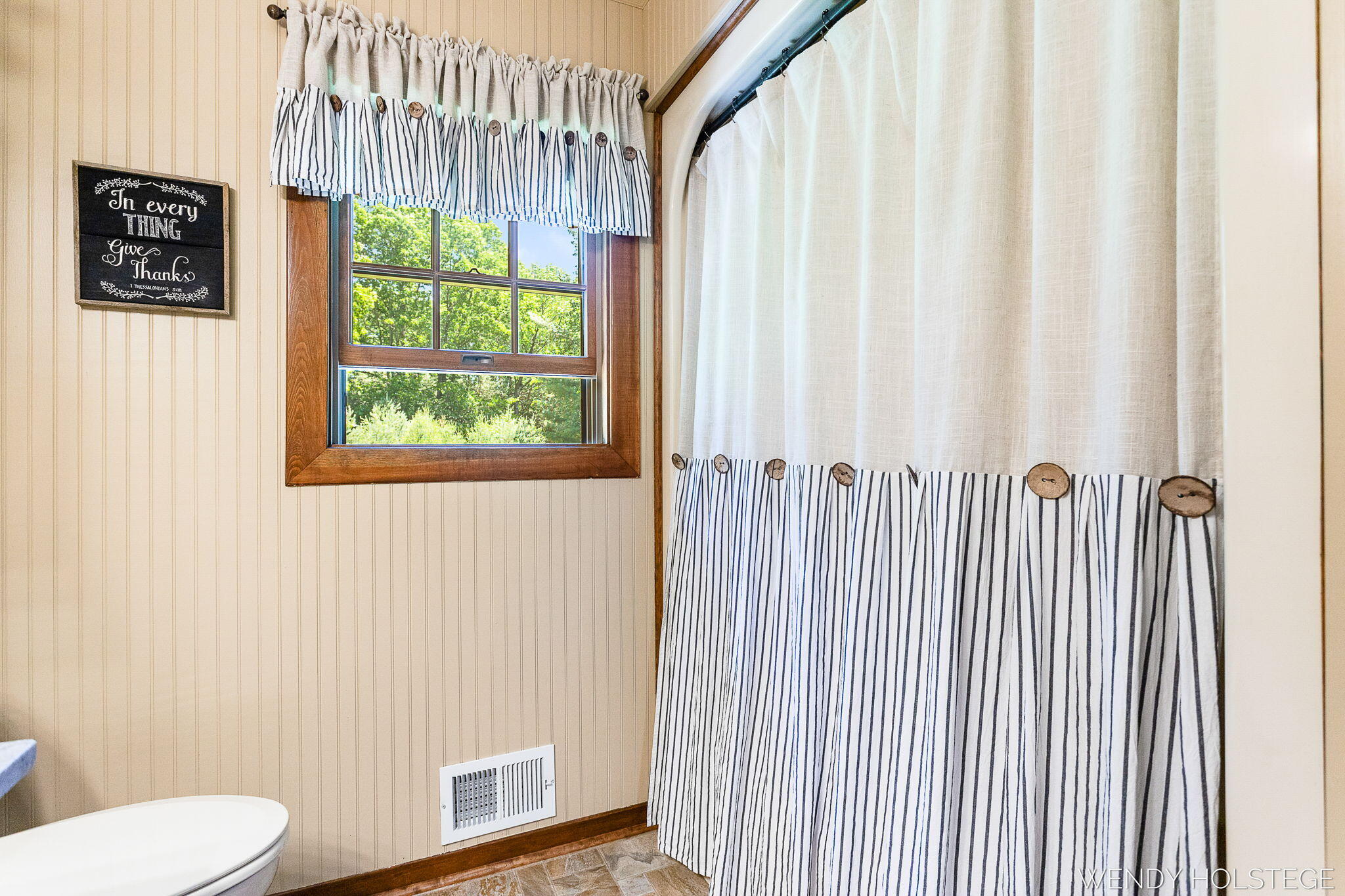 6994 Frontier Drive West Olive MI 49460