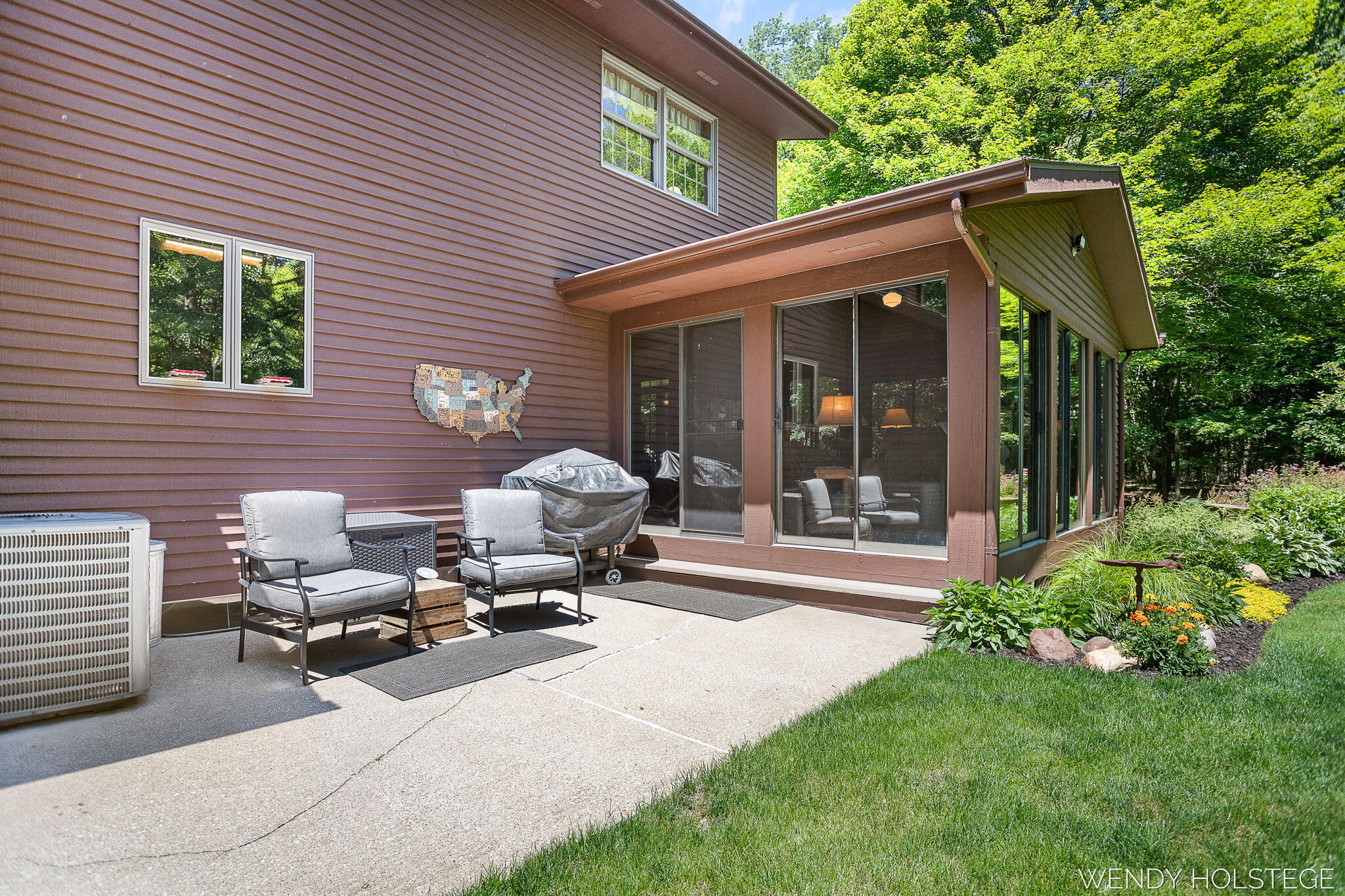 6994 Frontier Drive West Olive MI 49460