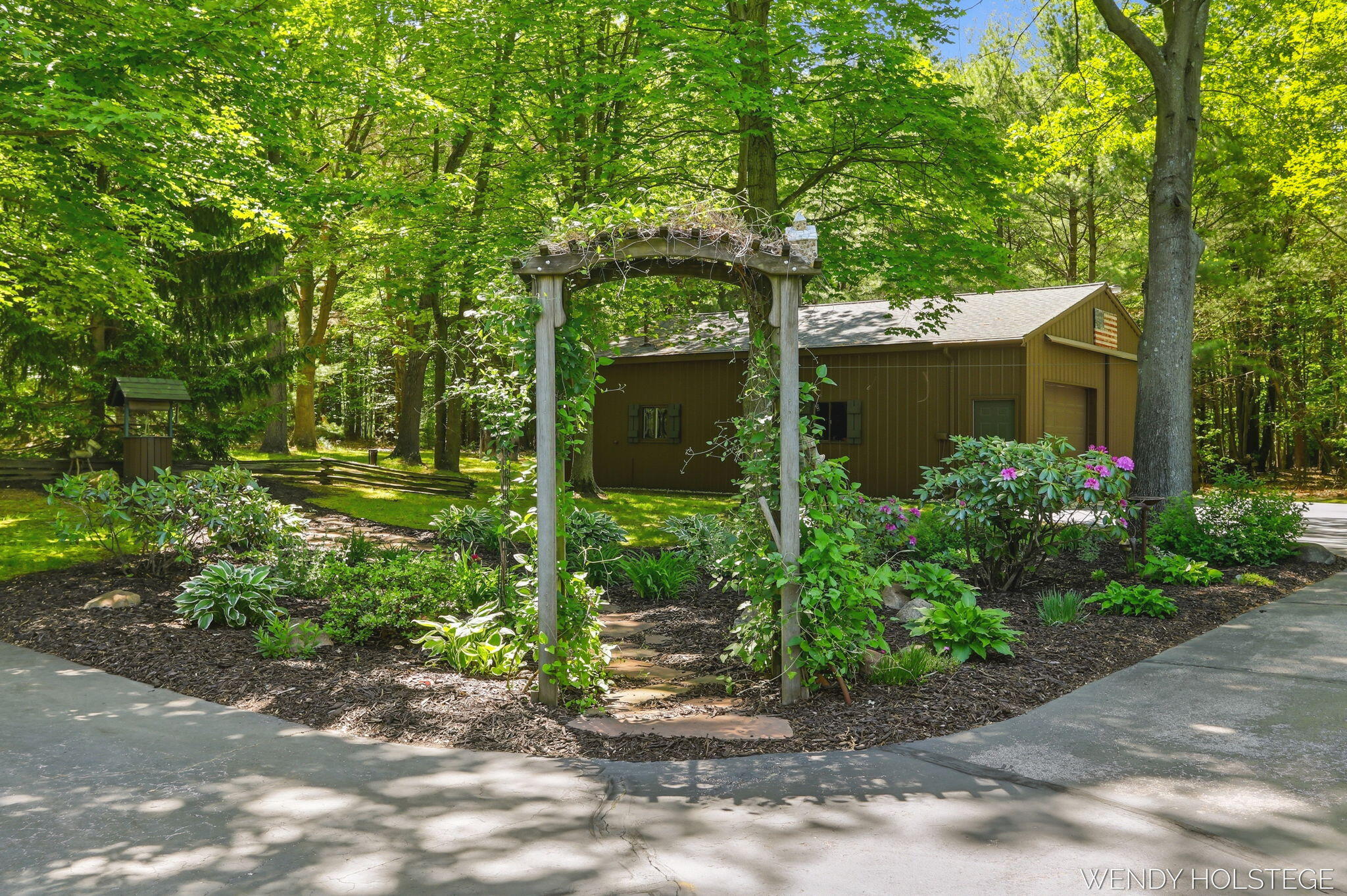 6994 Frontier Drive West Olive MI 49460