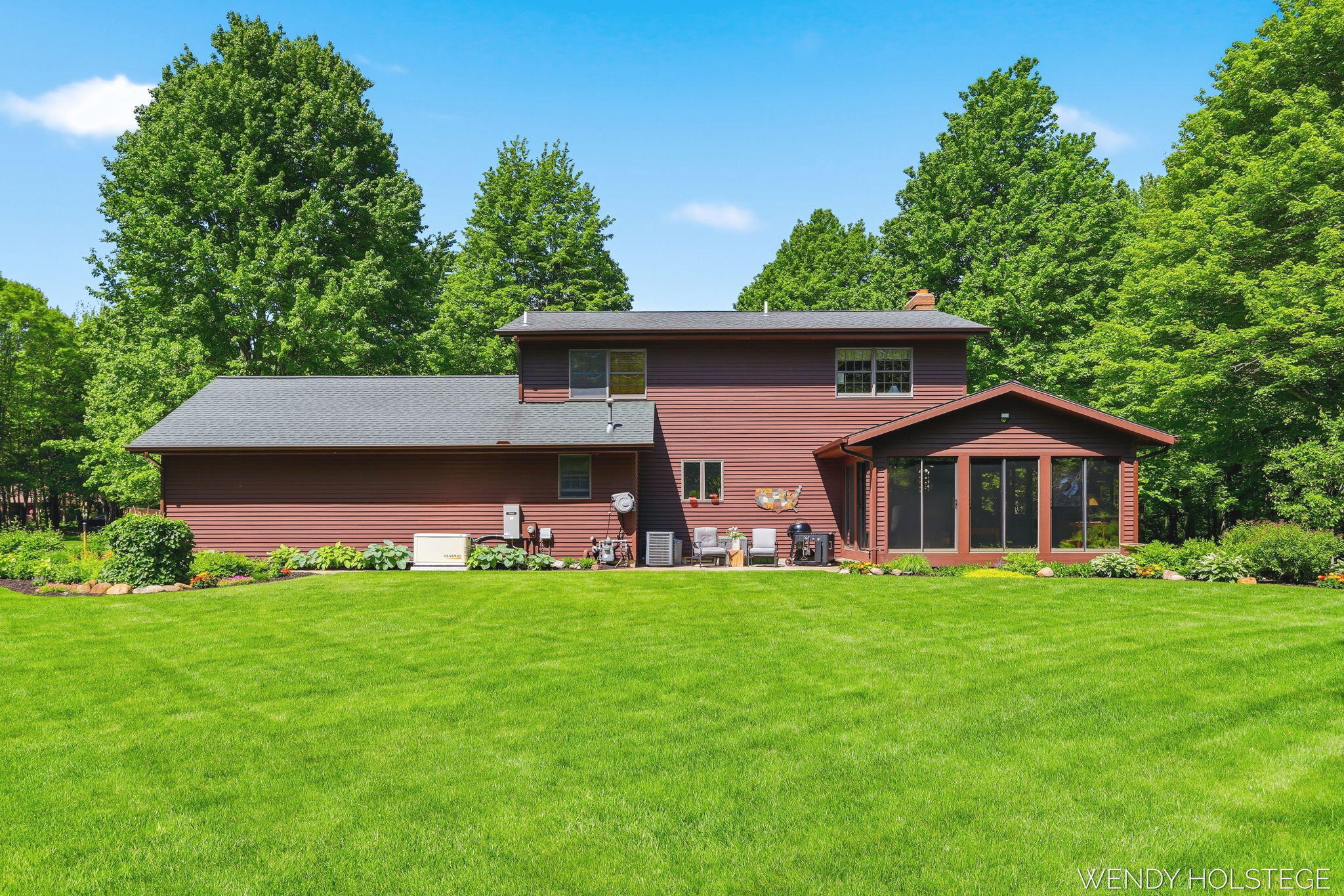 6994 Frontier Drive West Olive MI 49460