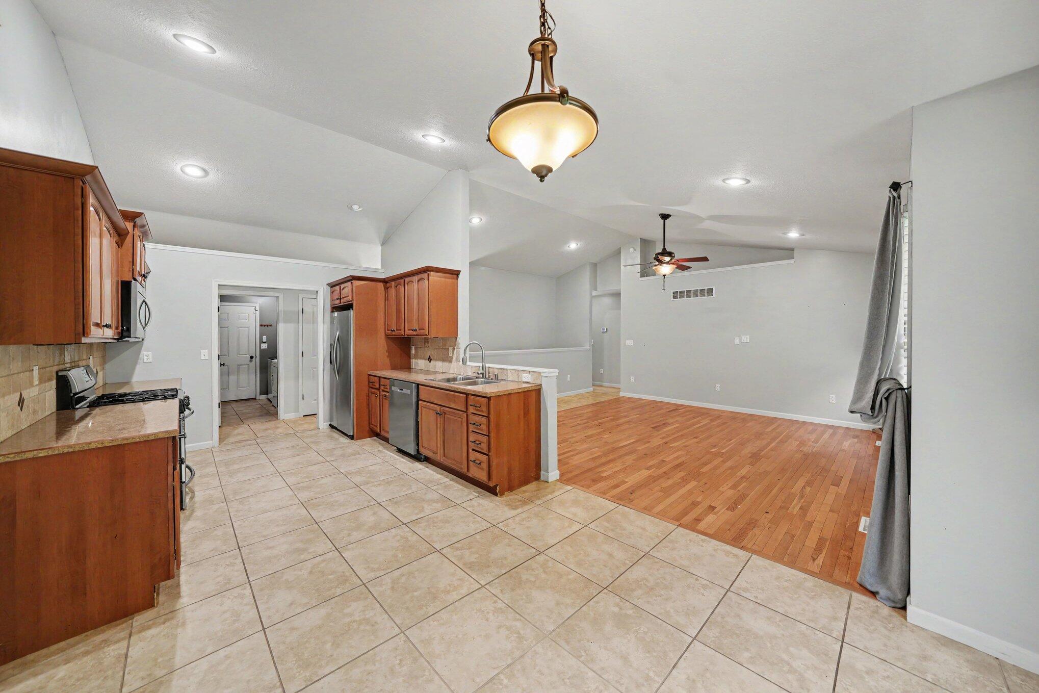 69862 Roy Drive Edwardsburg MI 49112