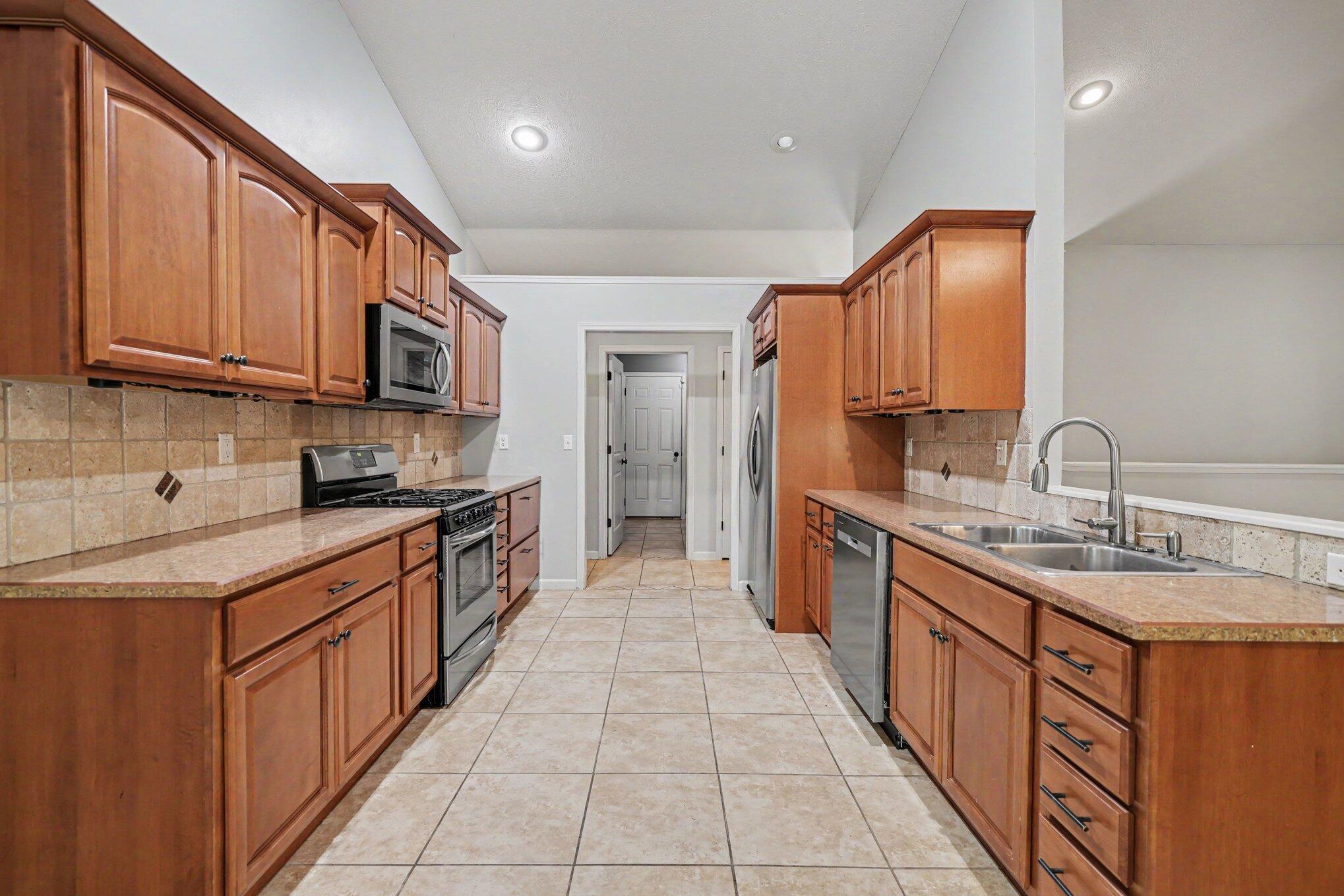 69862 Roy Drive Edwardsburg MI 49112