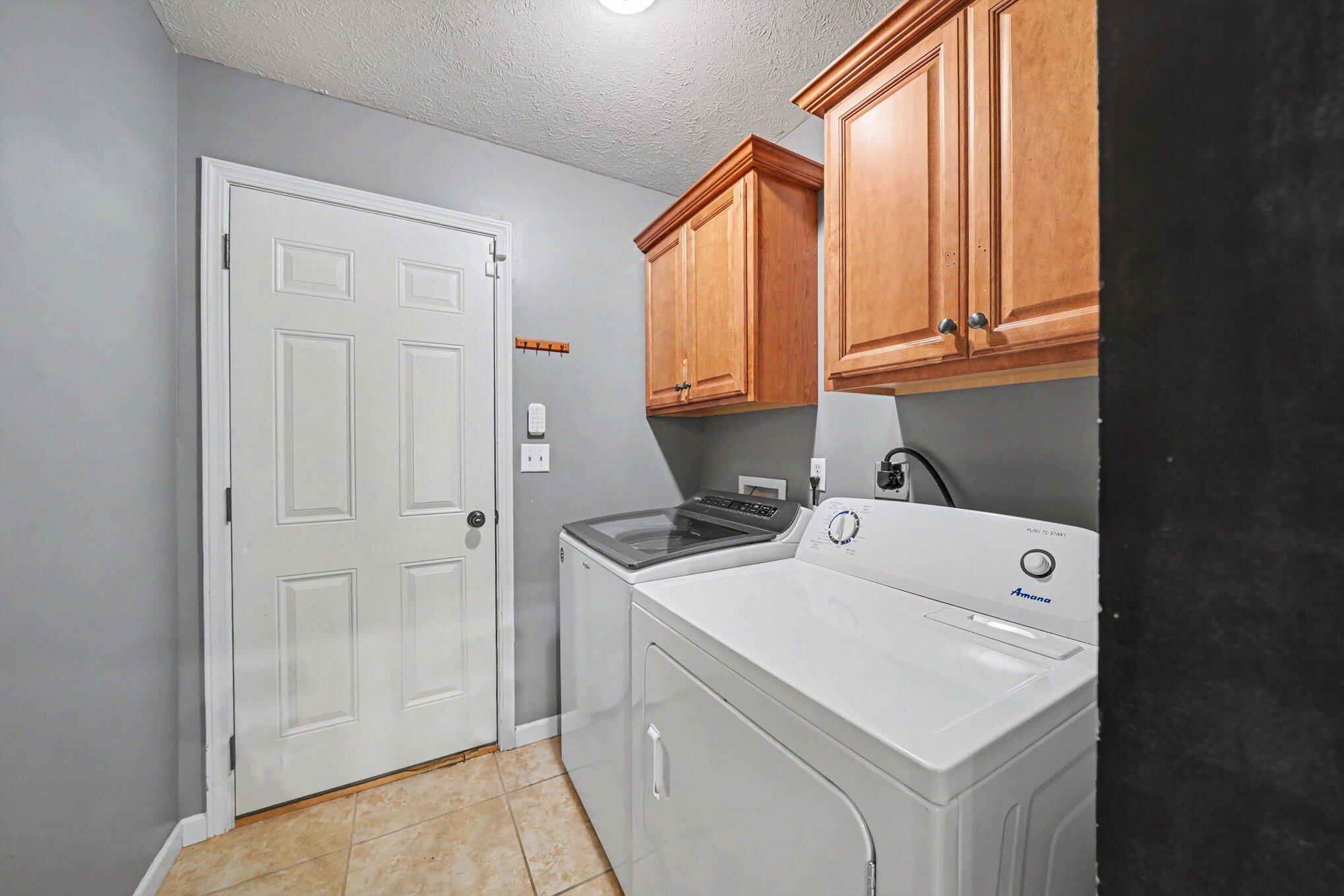 69862 Roy Drive Edwardsburg MI 49112