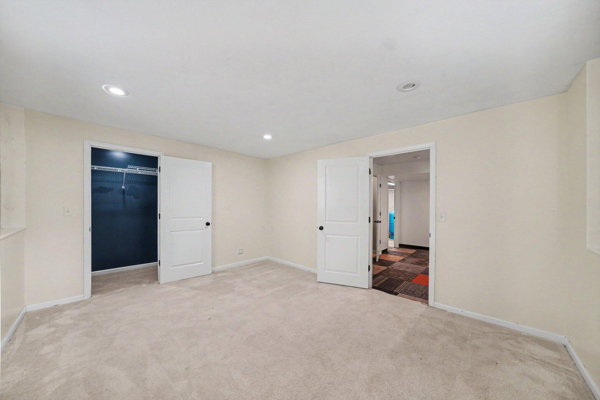 69862 Roy Drive Edwardsburg MI 49112