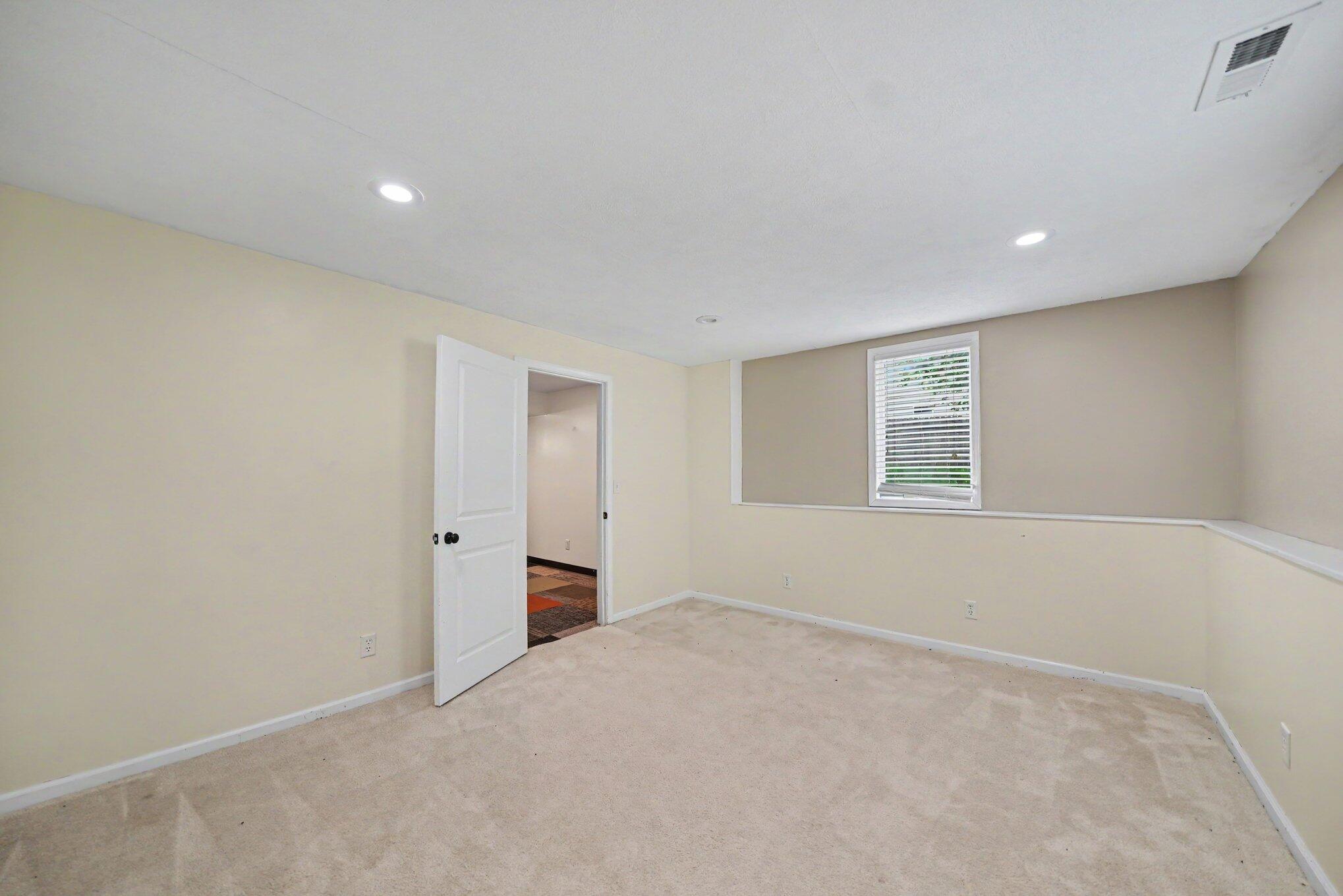 69862 Roy Drive Edwardsburg MI 49112