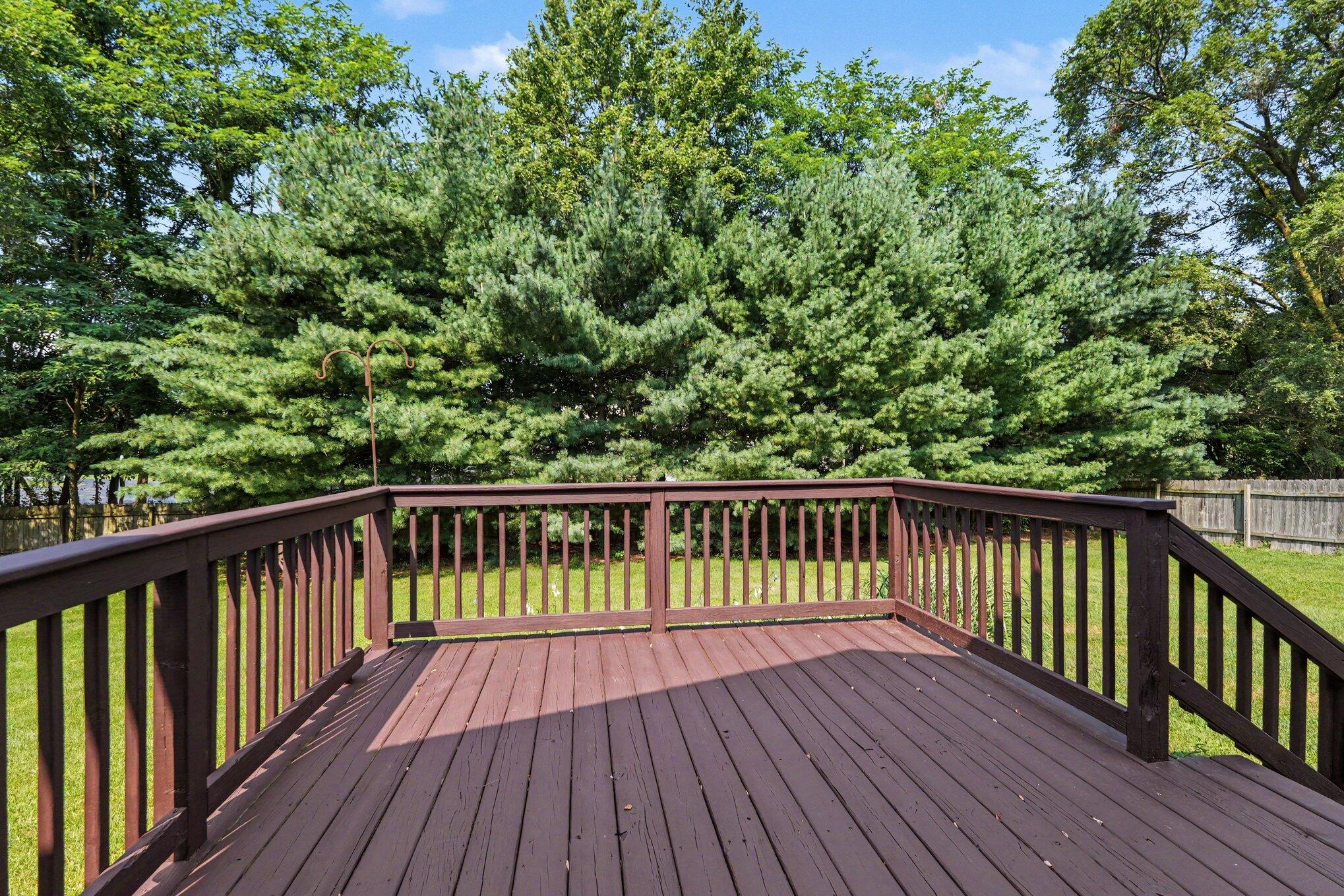 69862 Roy Drive Edwardsburg MI 49112