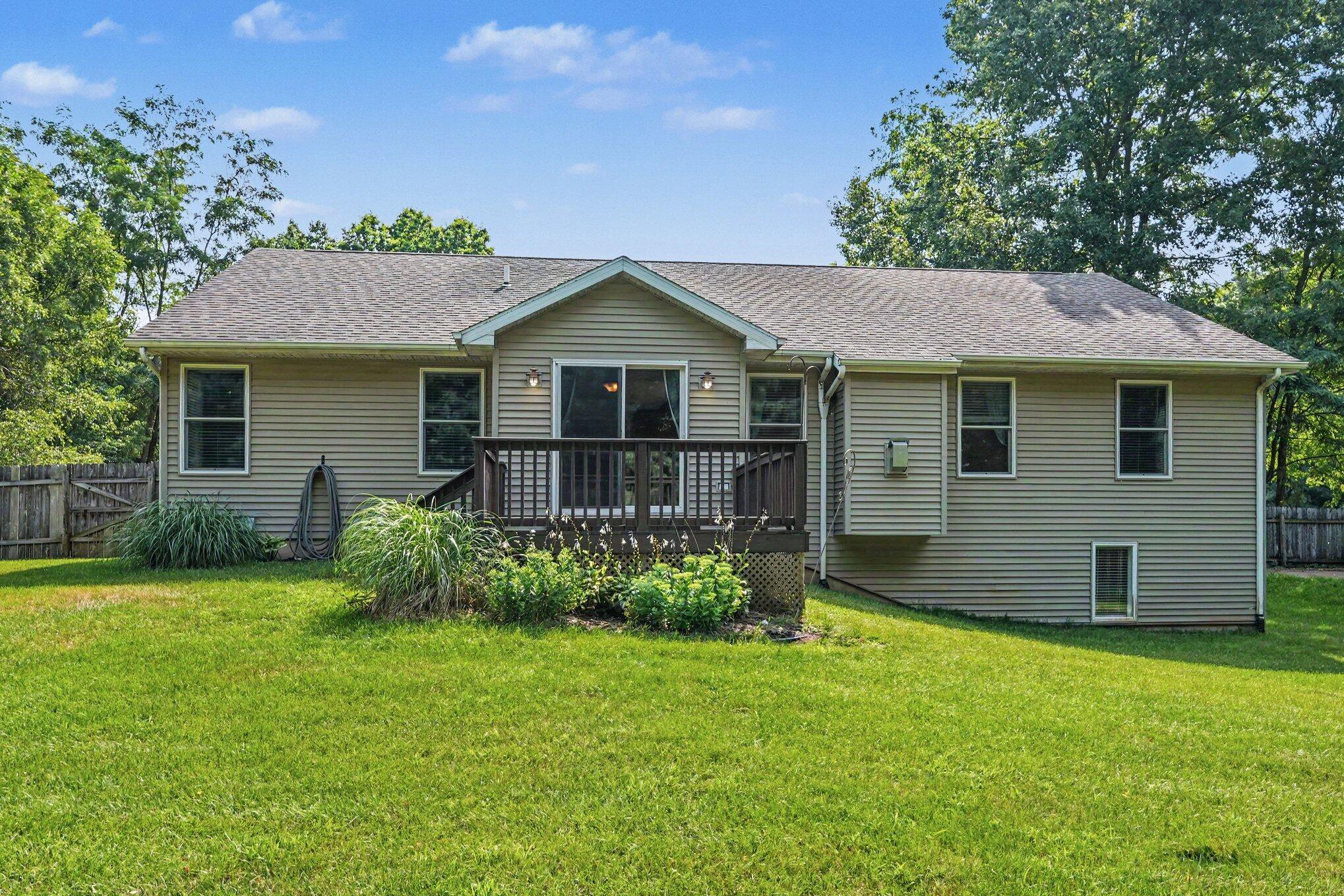 69862 Roy Drive Edwardsburg MI 49112