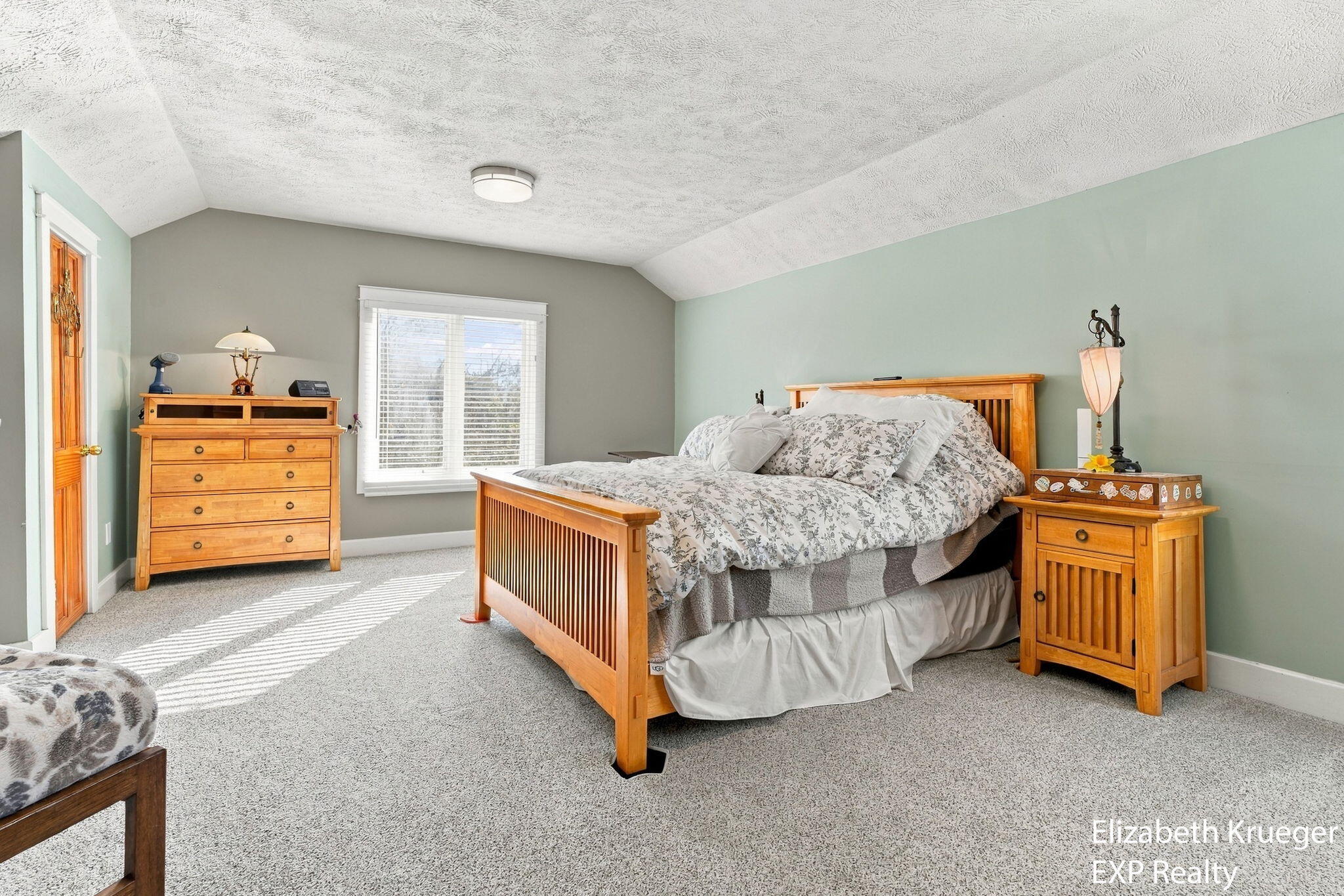 2552 56th Street Fennville MI 49408
