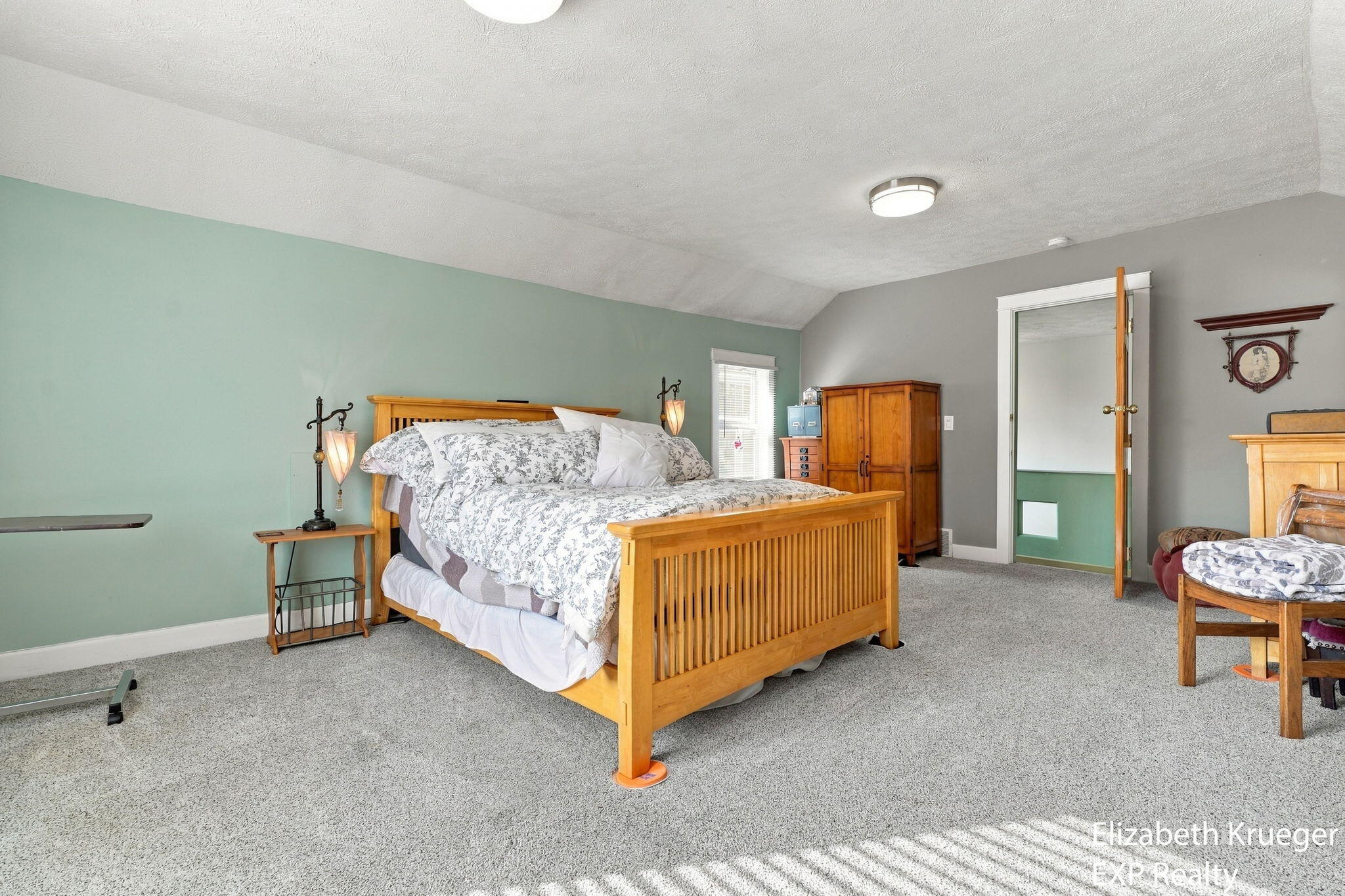 2552 56th Street Fennville MI 49408